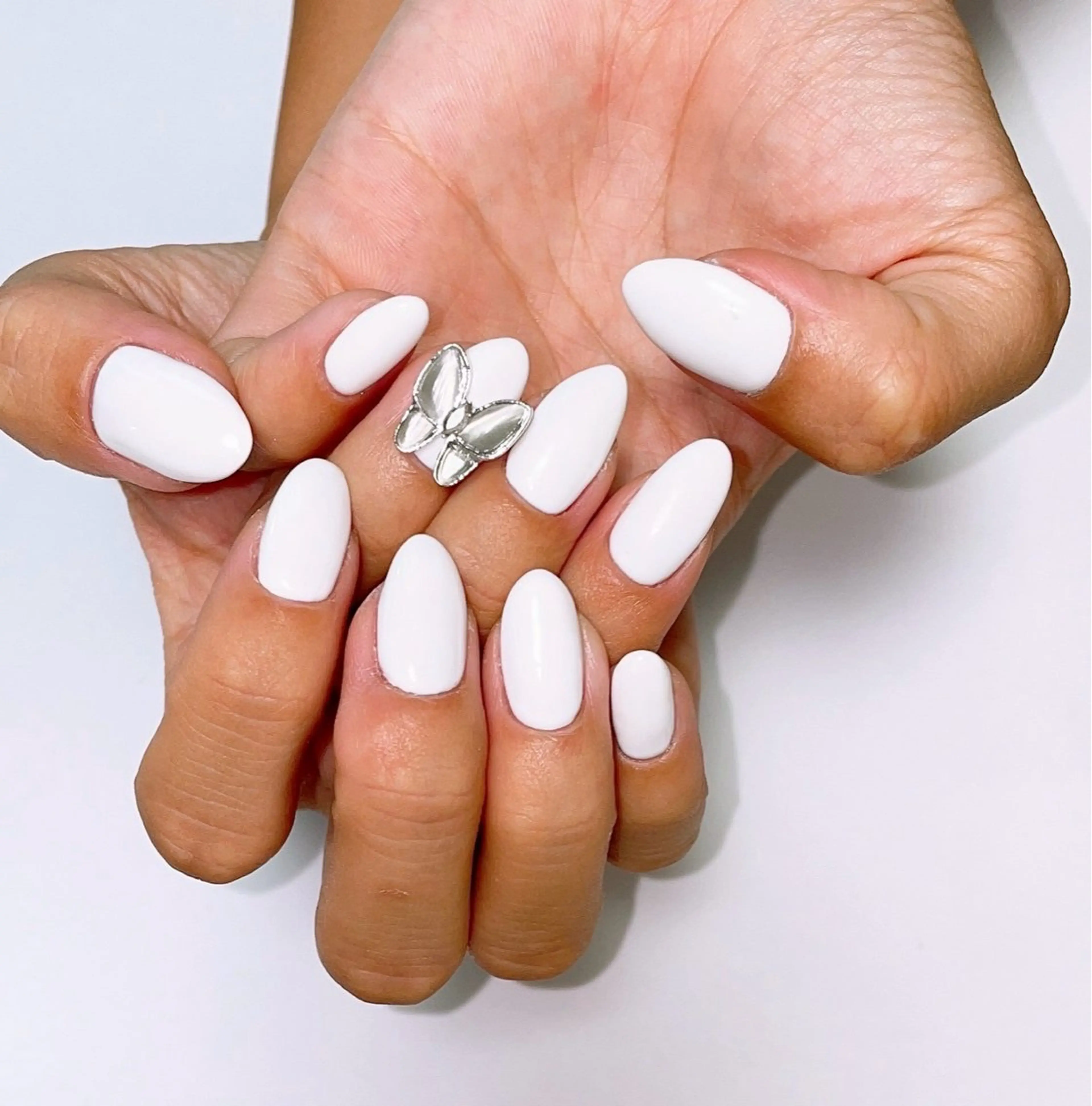 ネイル VIERU YURIのネイルデザイン