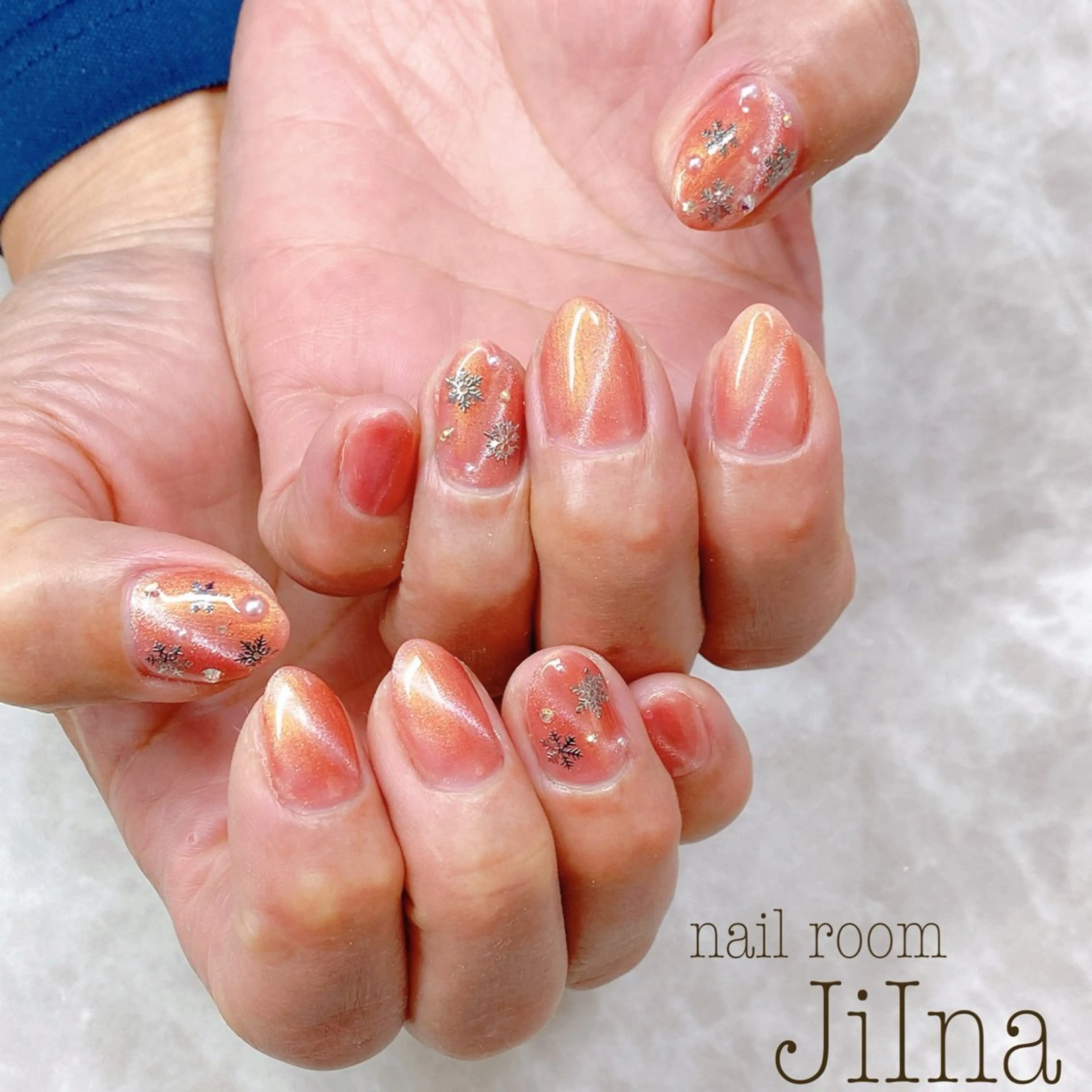 ネイル マグネットネイル JiIna nailのネイルデザイン