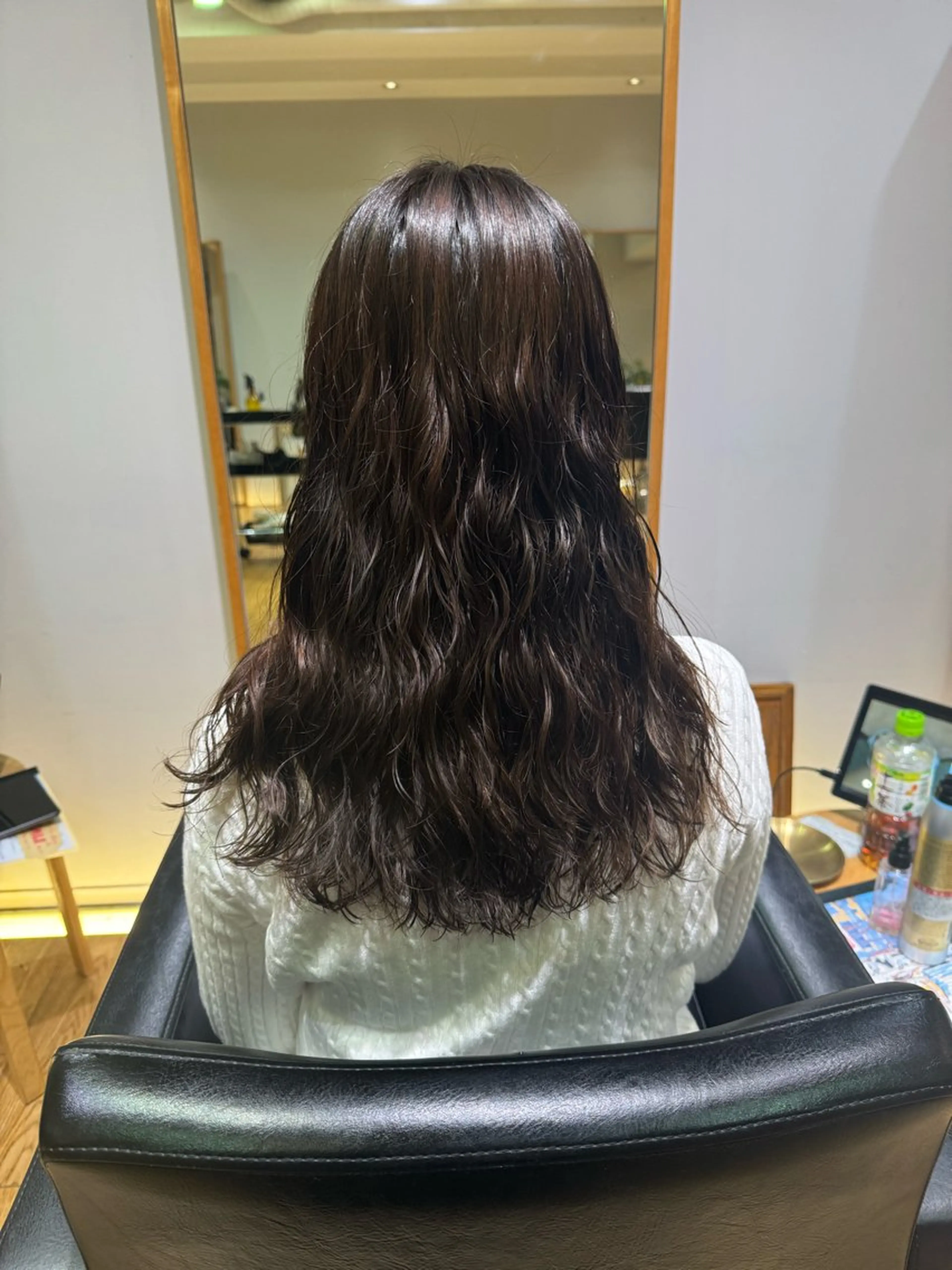 セミロング カット ヘアカラー パーマ 大人可愛い♡コテ巻き パーマ🌼杉田 萌恵のヘアスタイル