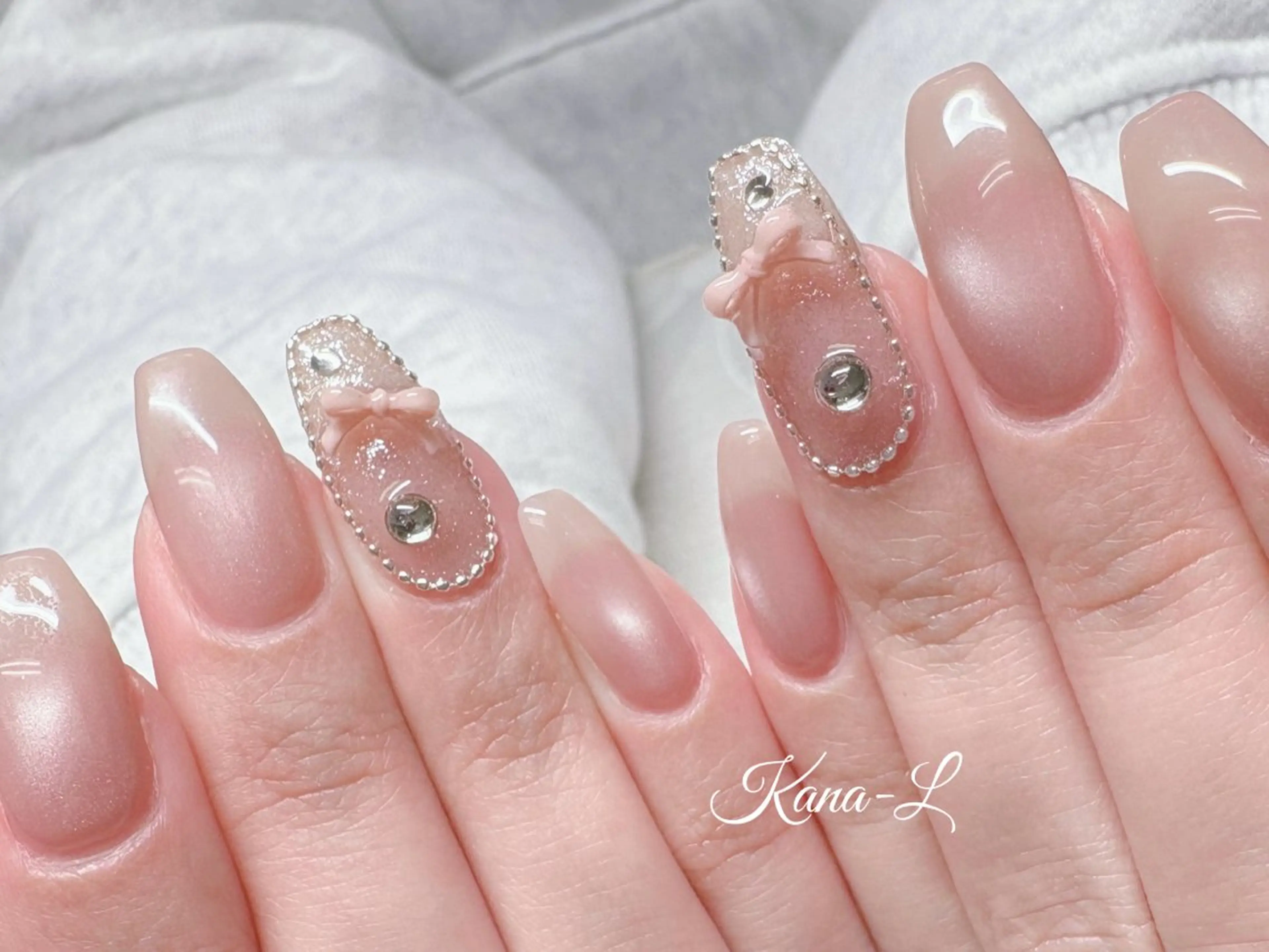 ネイル 芦辺 香奈のネイルデザイン