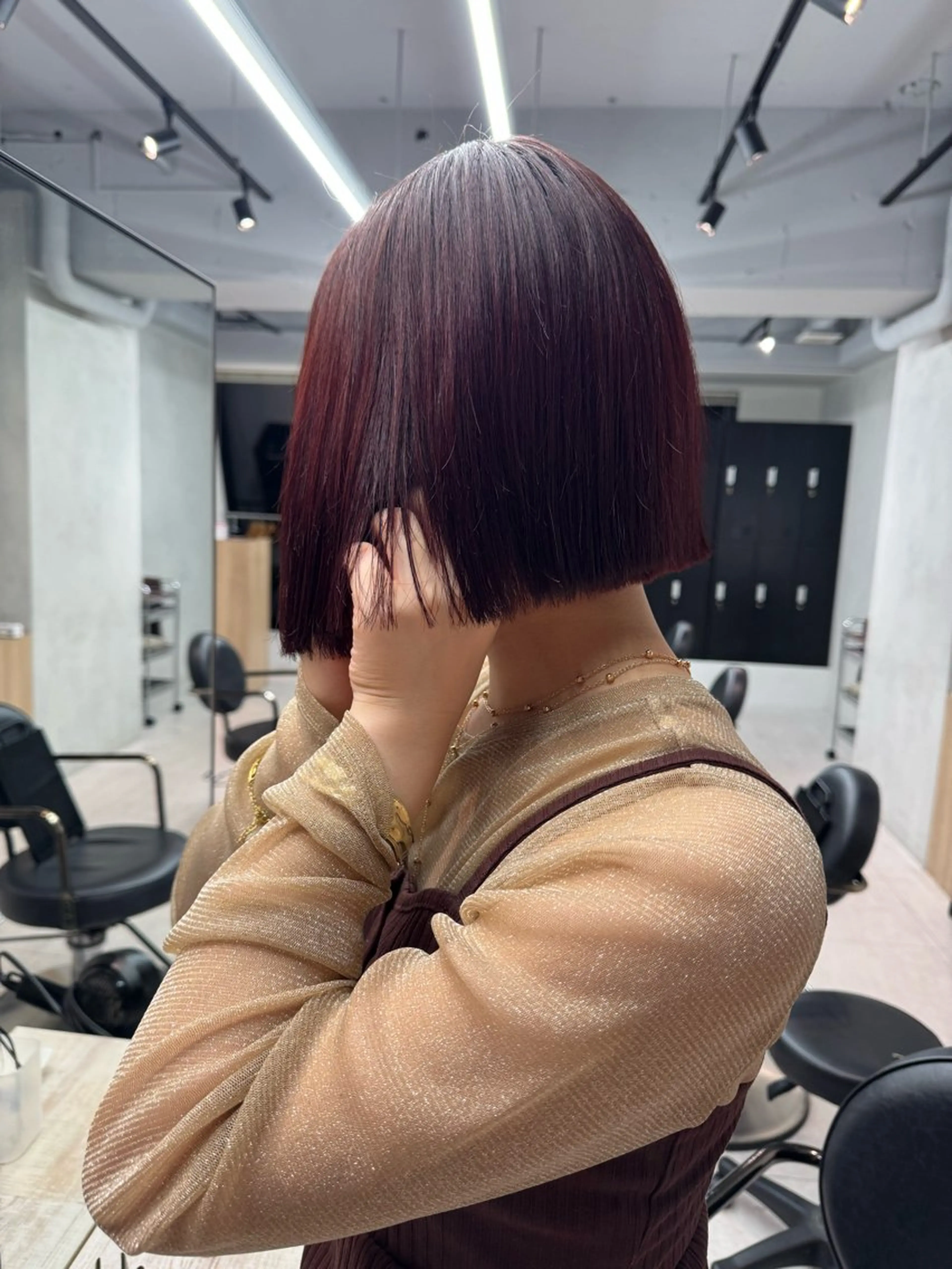 ショート カラー レッドカラー カット ヘアカラー 顔周りレイヤー /kokoro🦮のヘアスタイル