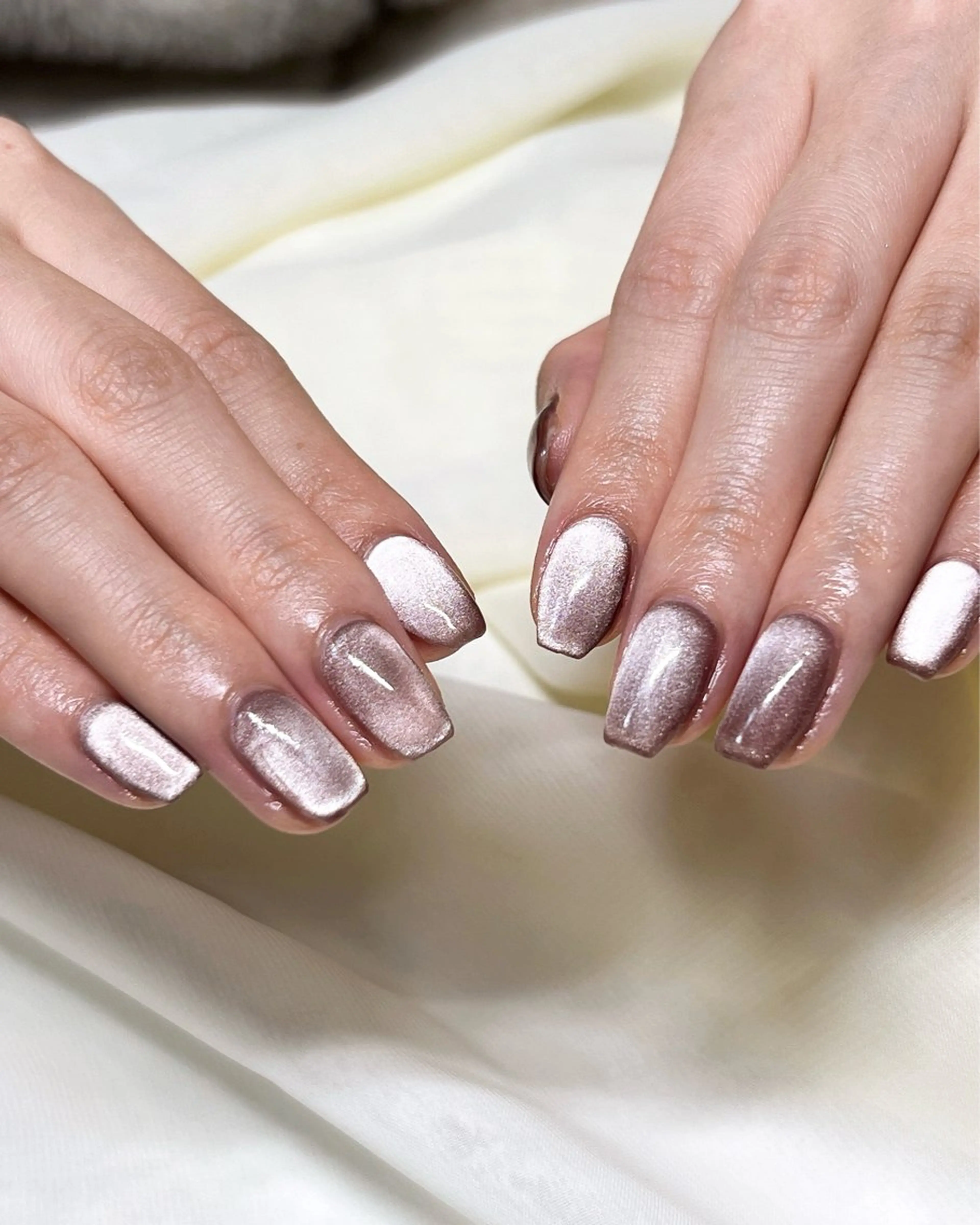 ネイル フラッシュネイル ジェルネイル マグネットネイル nail salon MUAのネイルデザイン