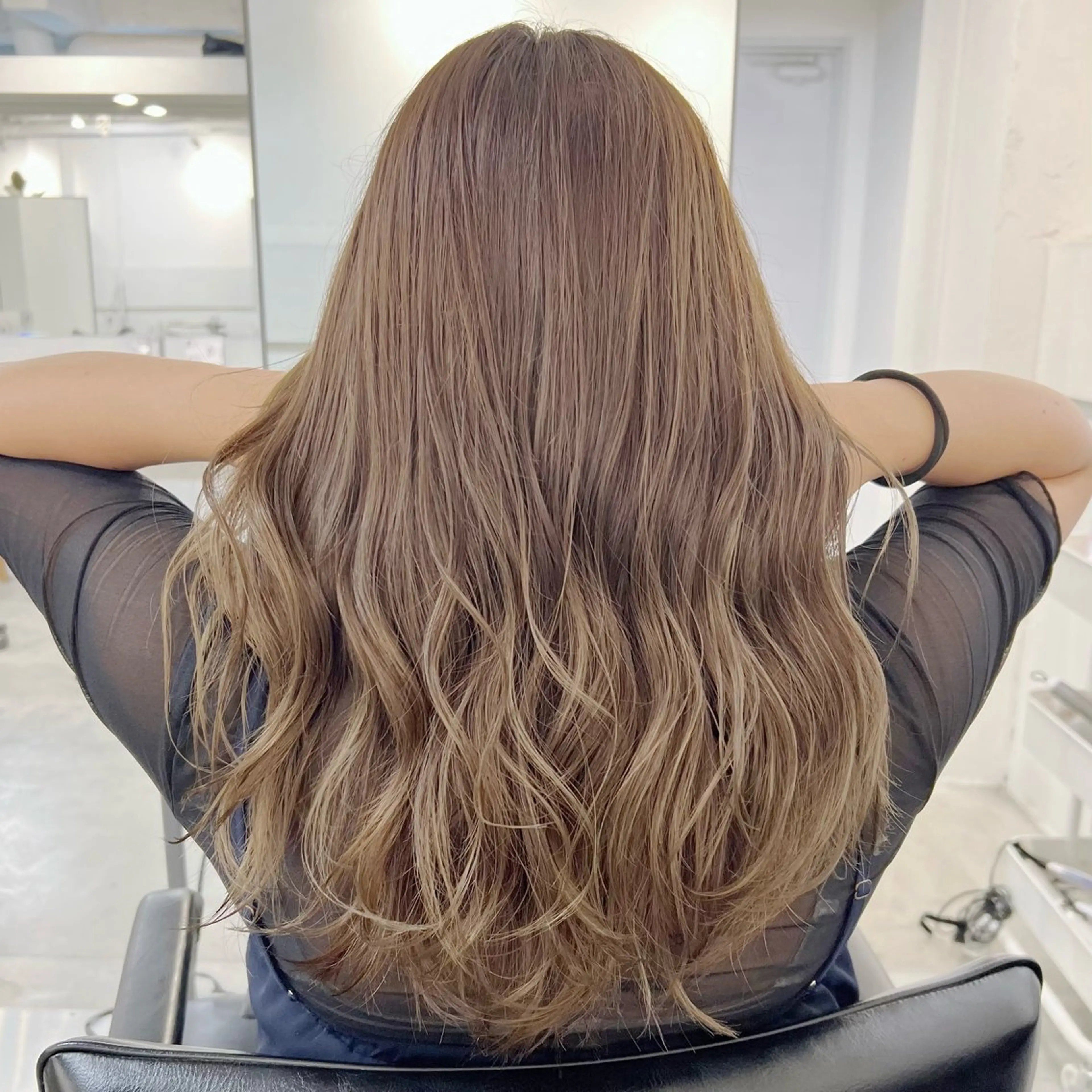 セミロング ハイライト カット ヘアカラー トリートメント ハイライト／レイヤー 木下翔太のヘアスタイル