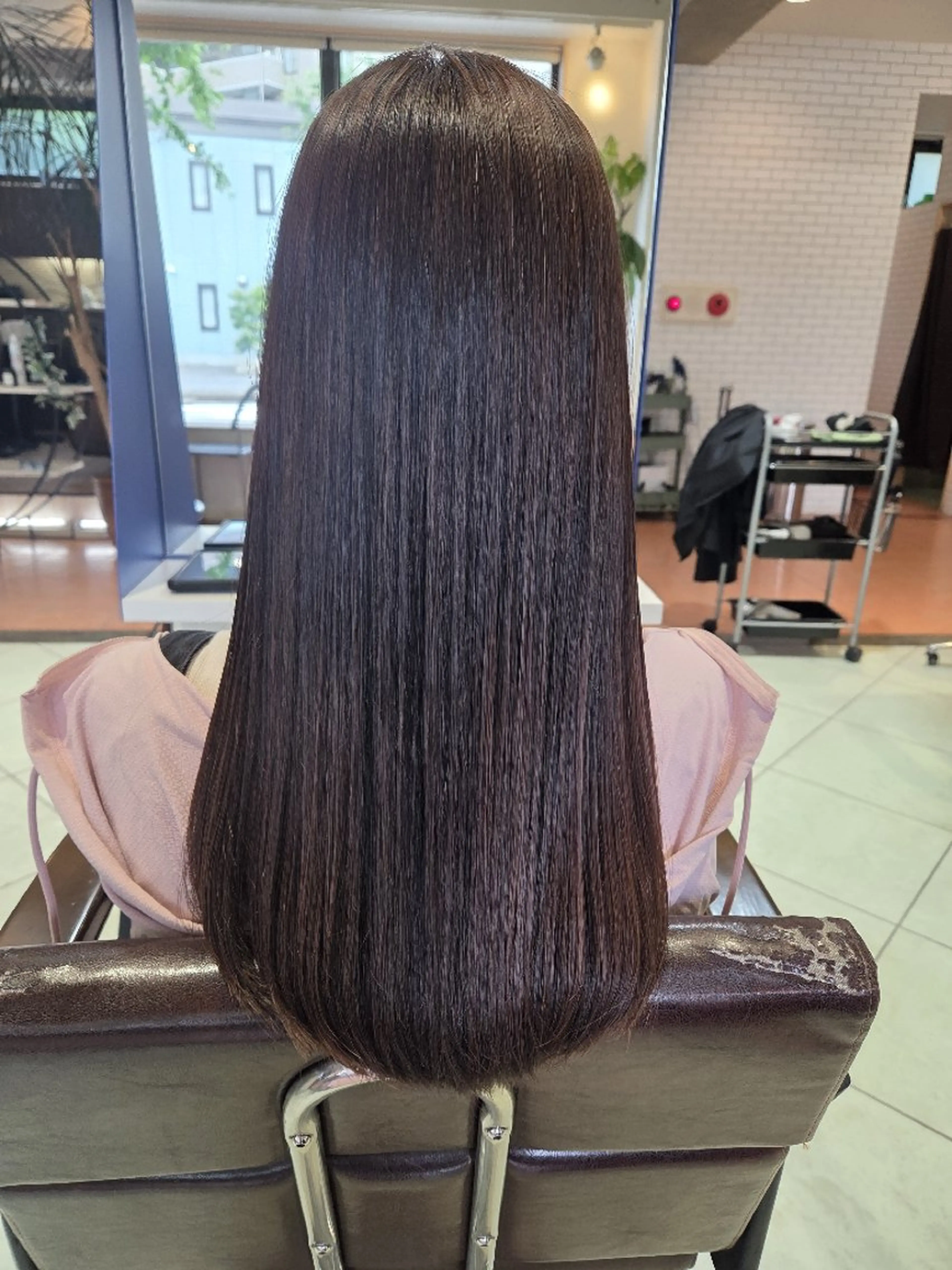 カット&シャンプー込みメテオストレート&トリートメントの写真