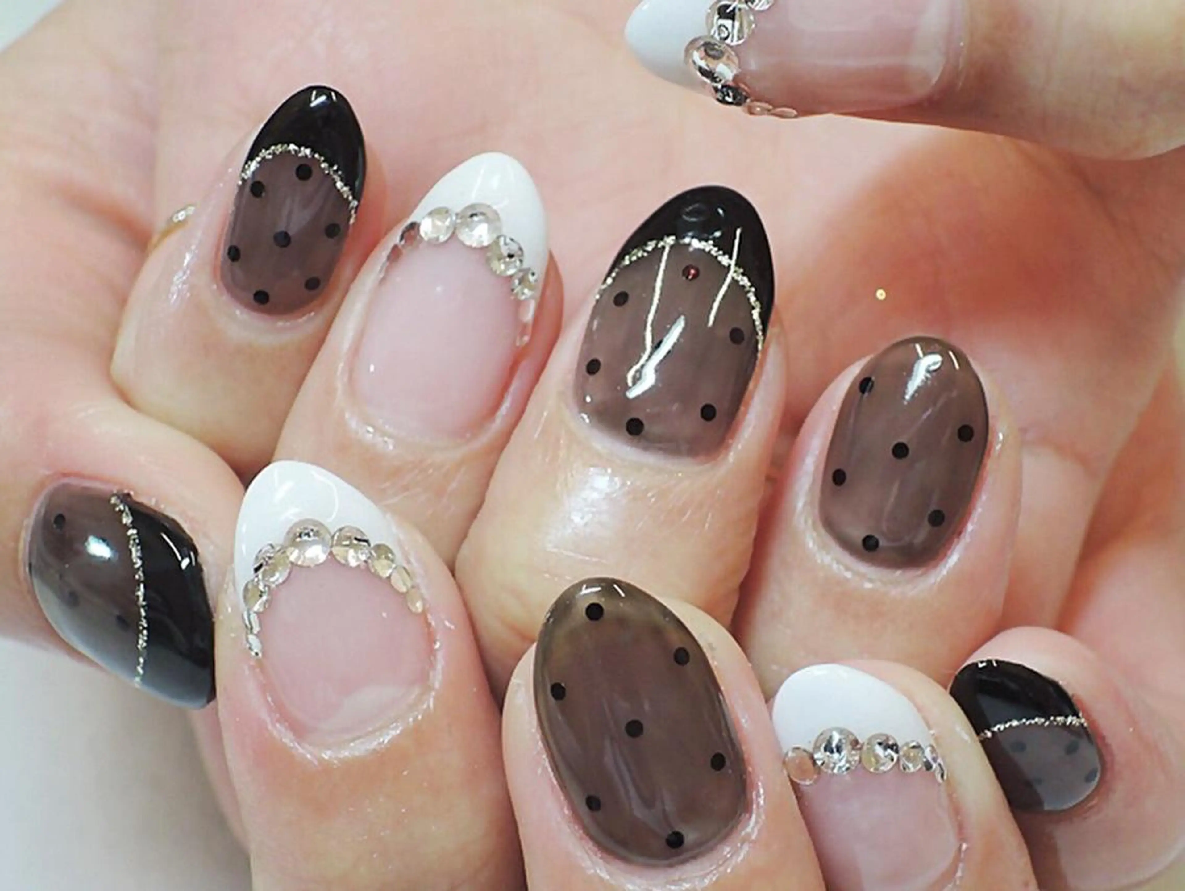 ネイル ジェルネイル 東 千夏のネイルデザイン