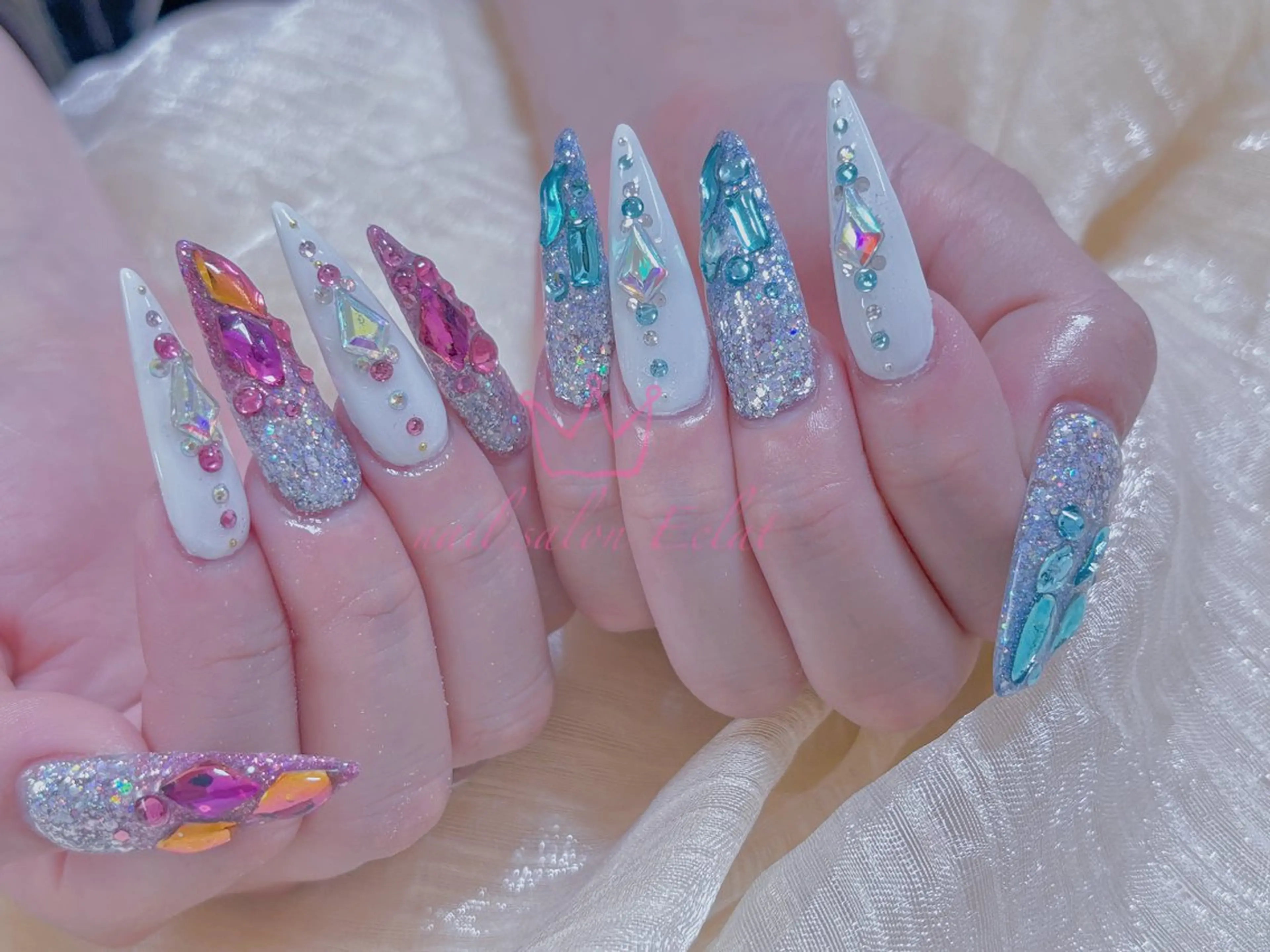 ネイル ハンドネイル ネイルサロンエクラ 🫧Shizukaのネイルデザイン