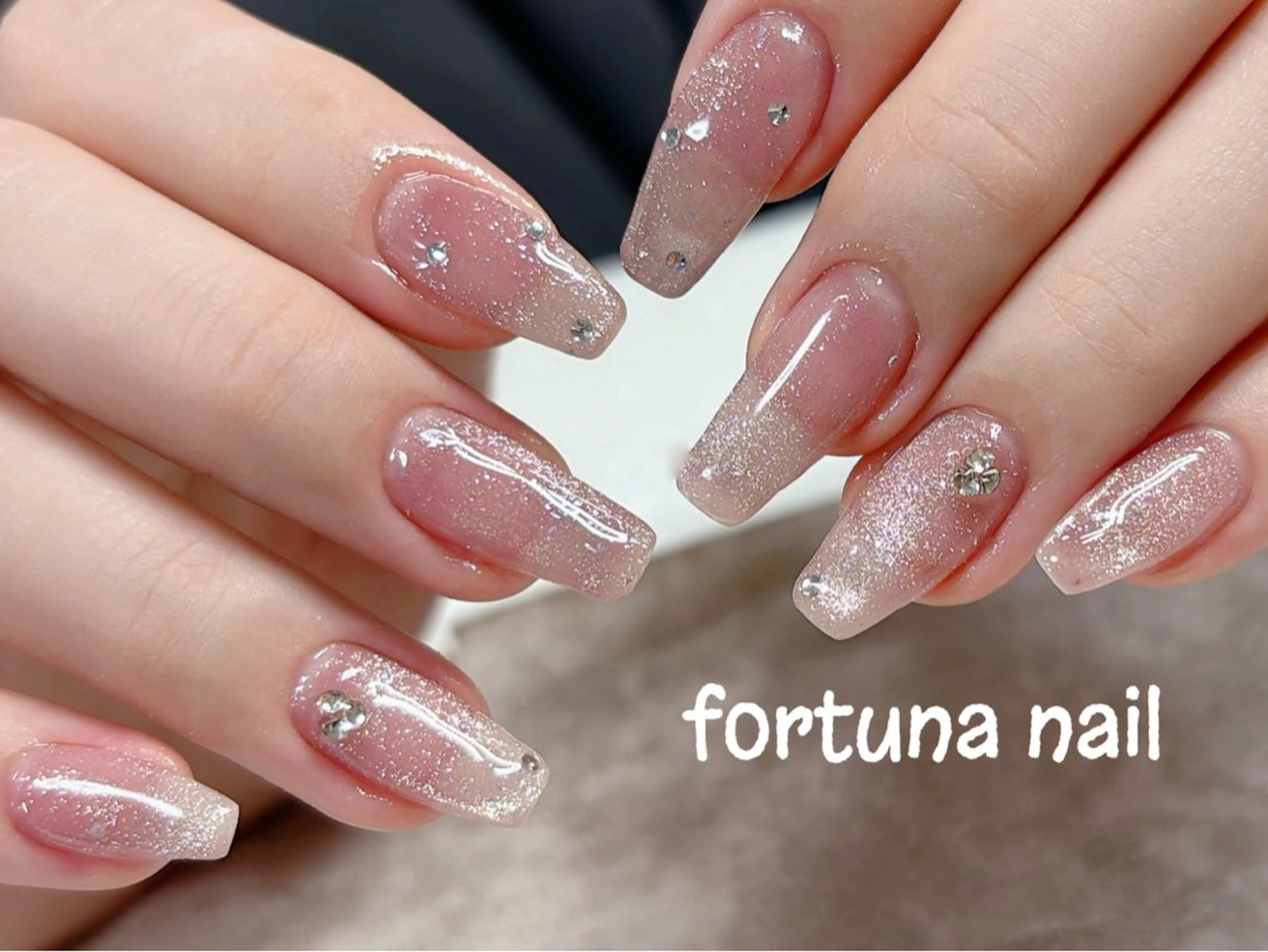 ネイル ハンドネイル ハンドケア Nail •Head スパFortunaのネイルデザイン