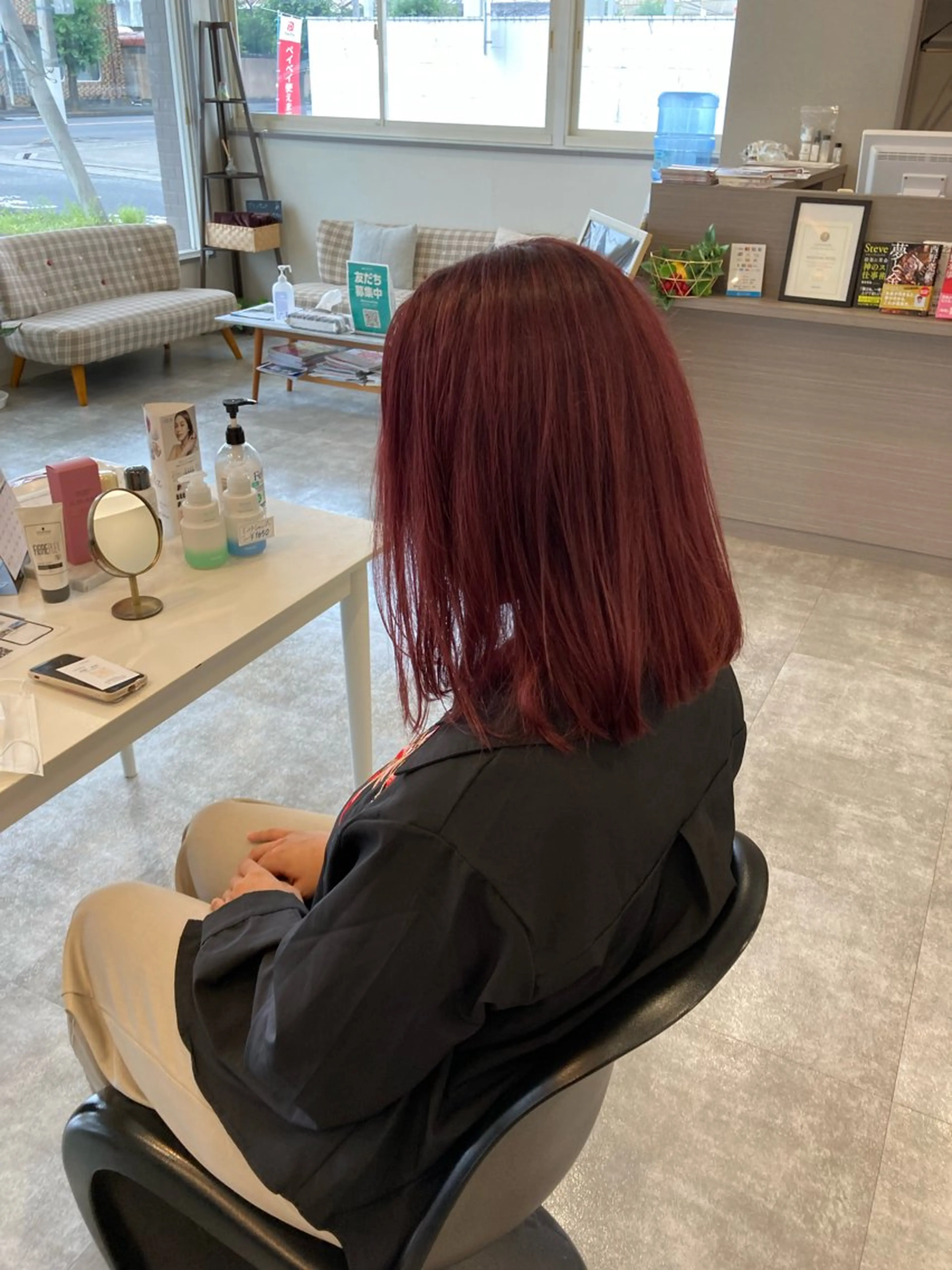 ミディアム カラー 星野 美沙のヘアスタイル