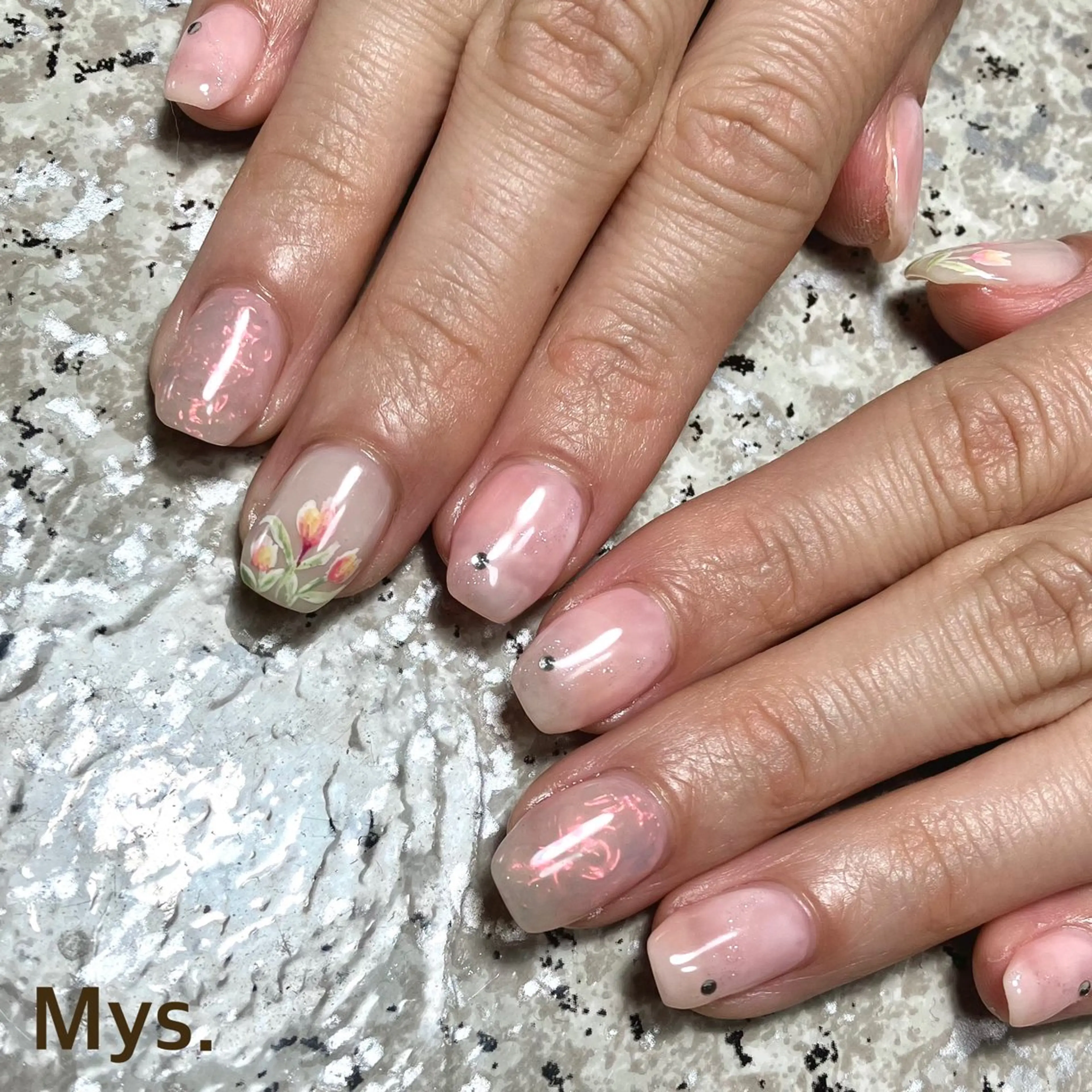 ネイル ハンドネイル Mys. 三上紗紀のネイルデザイン