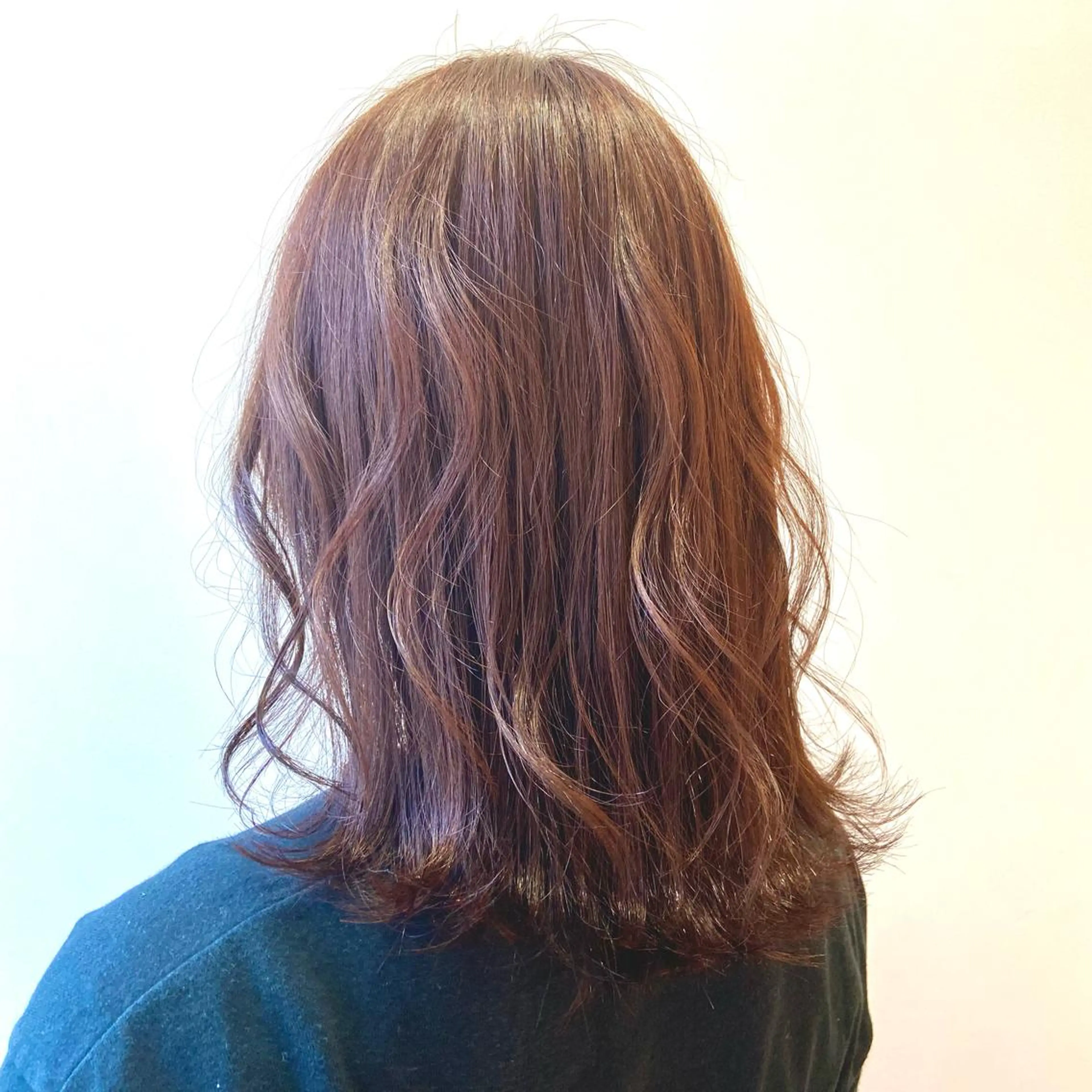 ミディアム 棚橋 光海のヘアスタイル