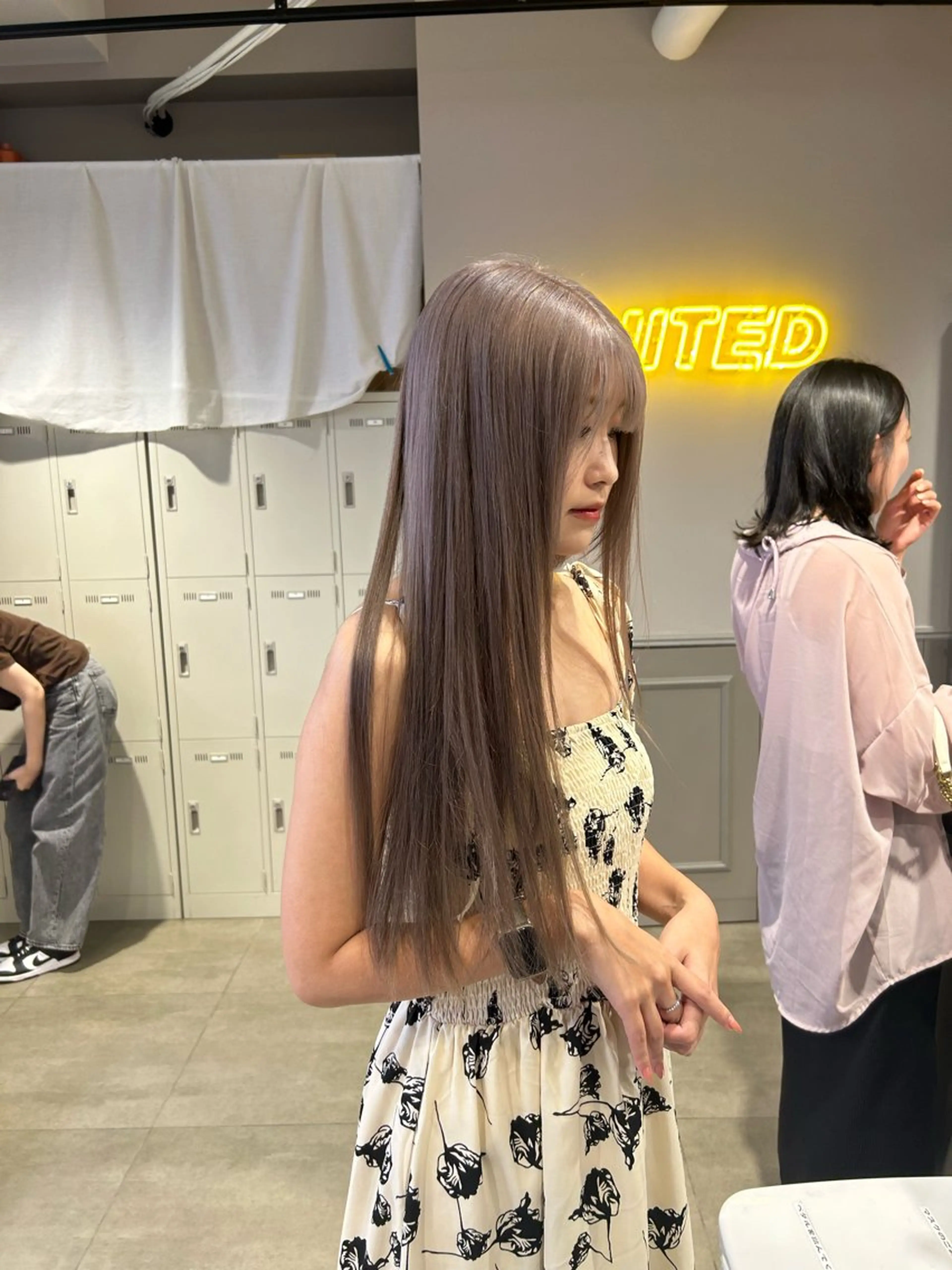 ロング カラー パーマ ヘアアレンジ メンズ キッズ ヘアカラー ヘアセット 韓国/トレンド レイヤー【101】のヘアスタイル