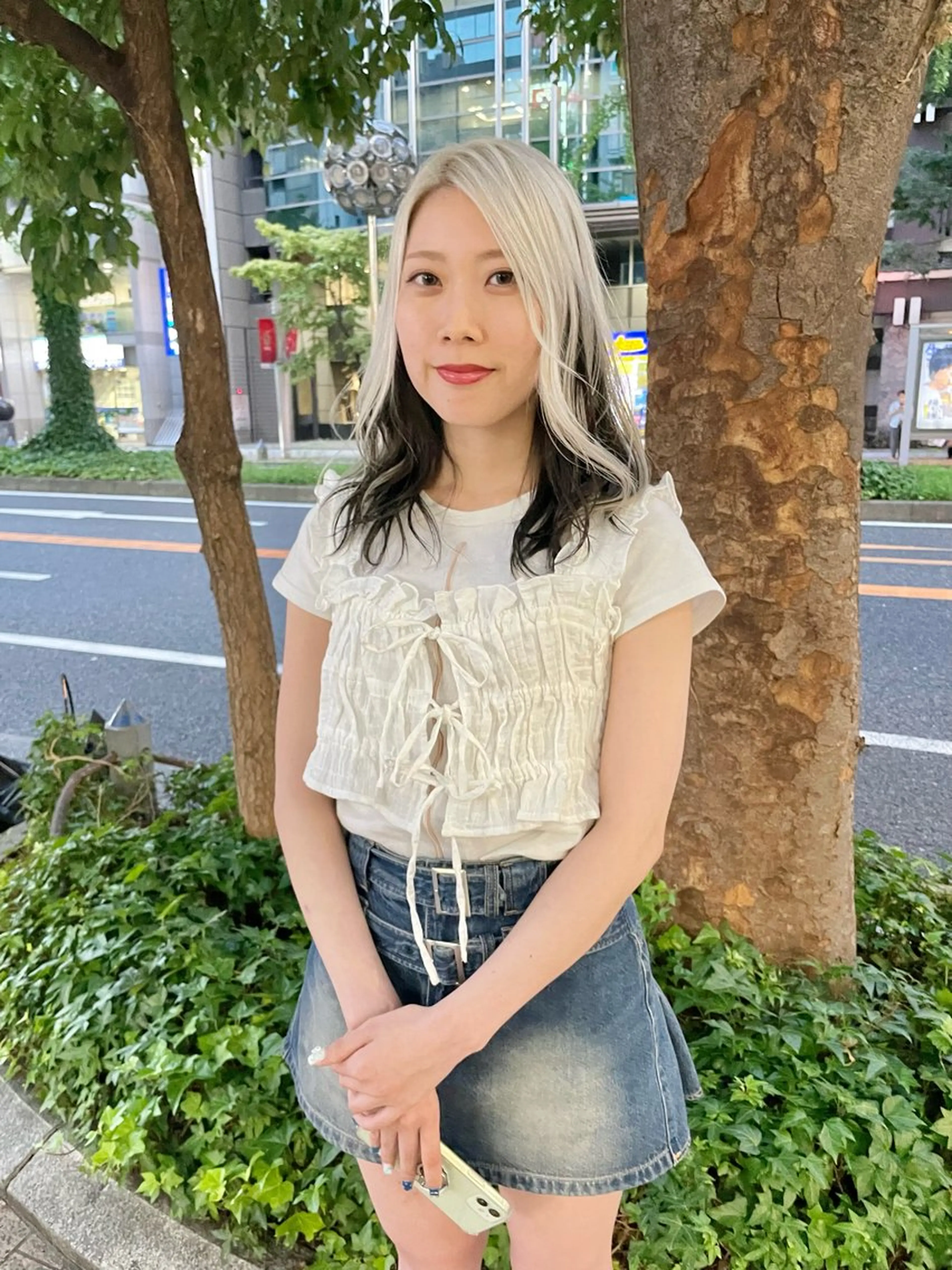 セミロング インク 美容院のヘアスタイル