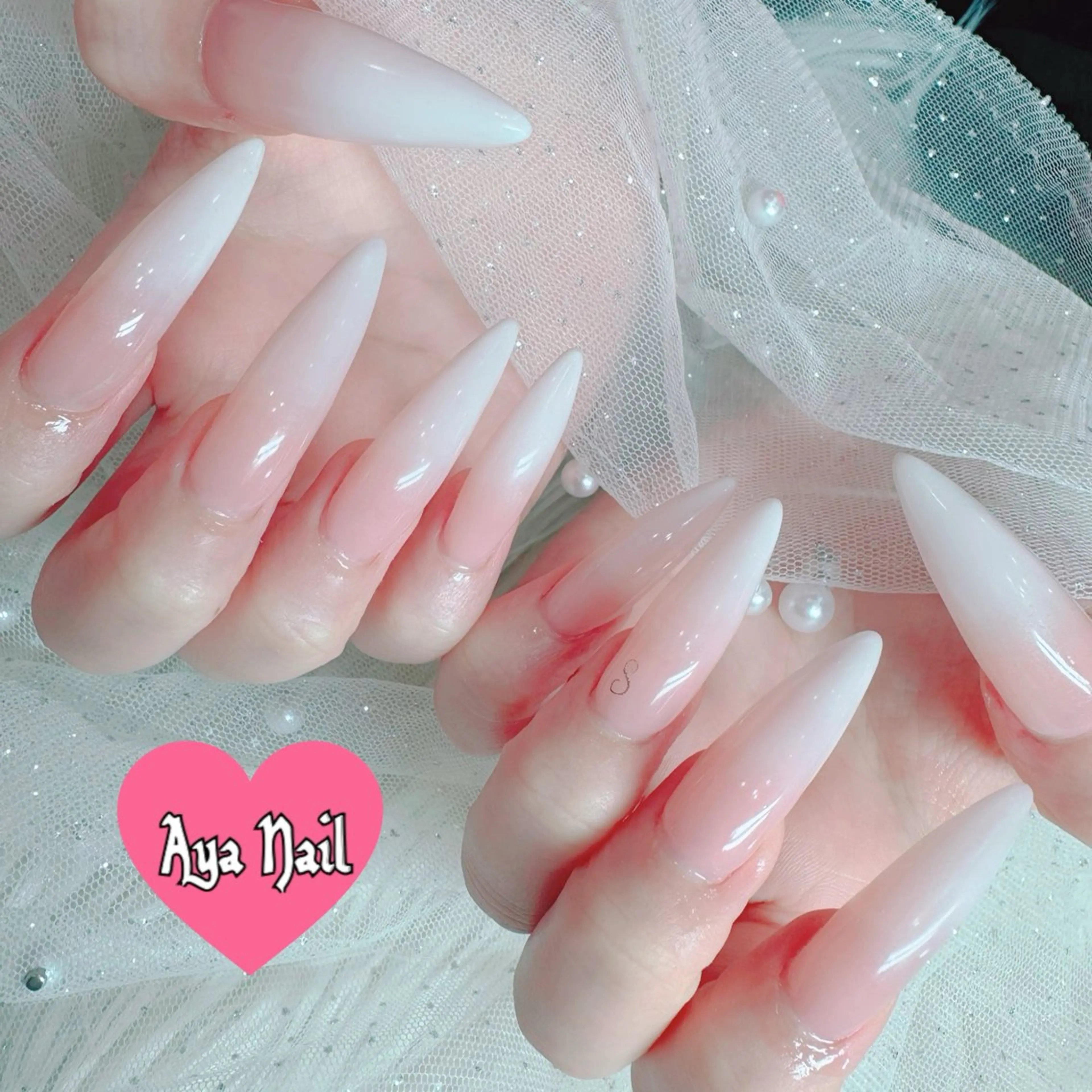ロング Aya Nailのネイルデザイン