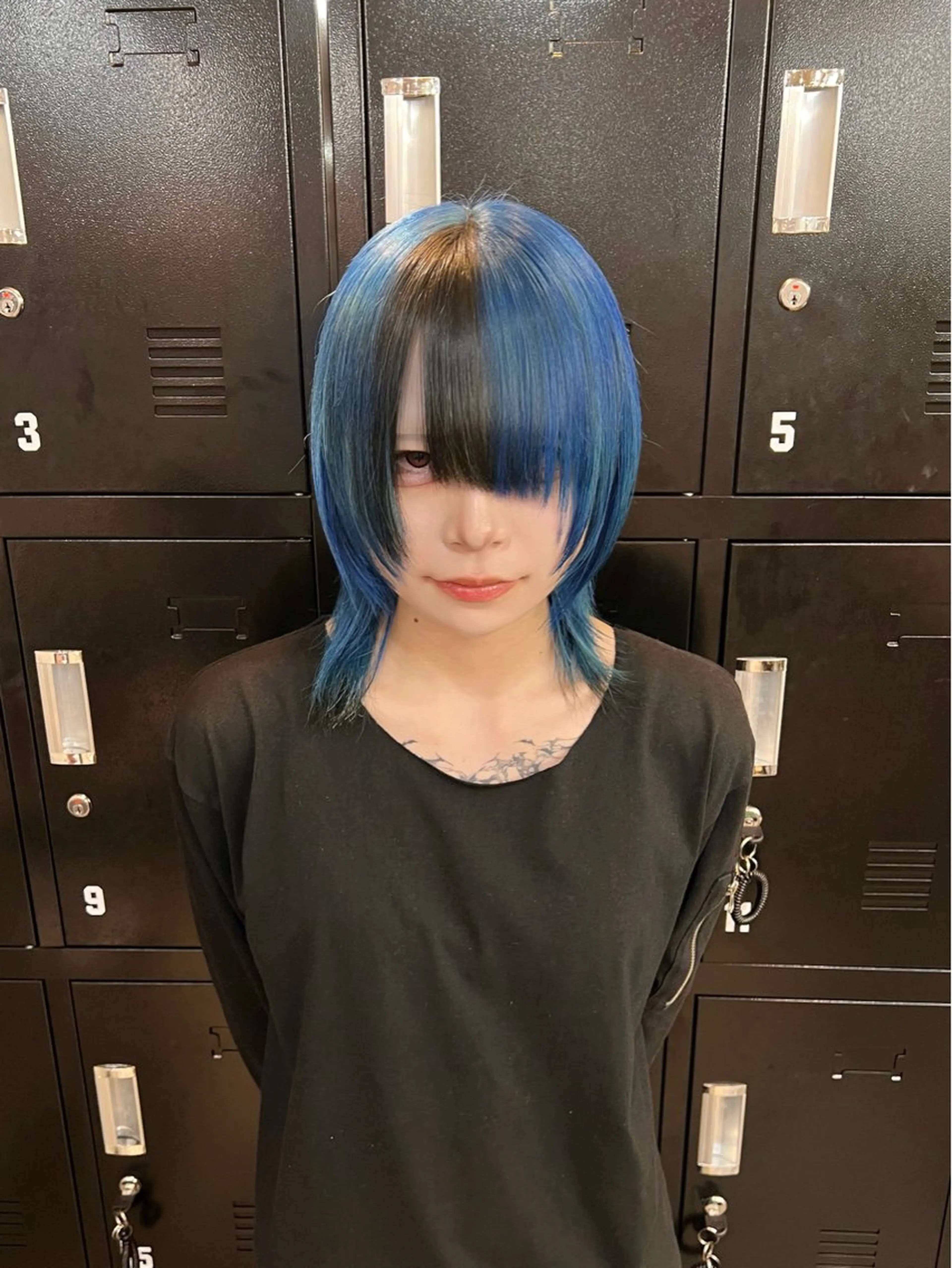 ミディアム カラー ヘアアレンジ カット ヘアカラー トリートメント ヘアセット 🐺ウルフの神🐺 /カラー/けいすけのヘアスタイル