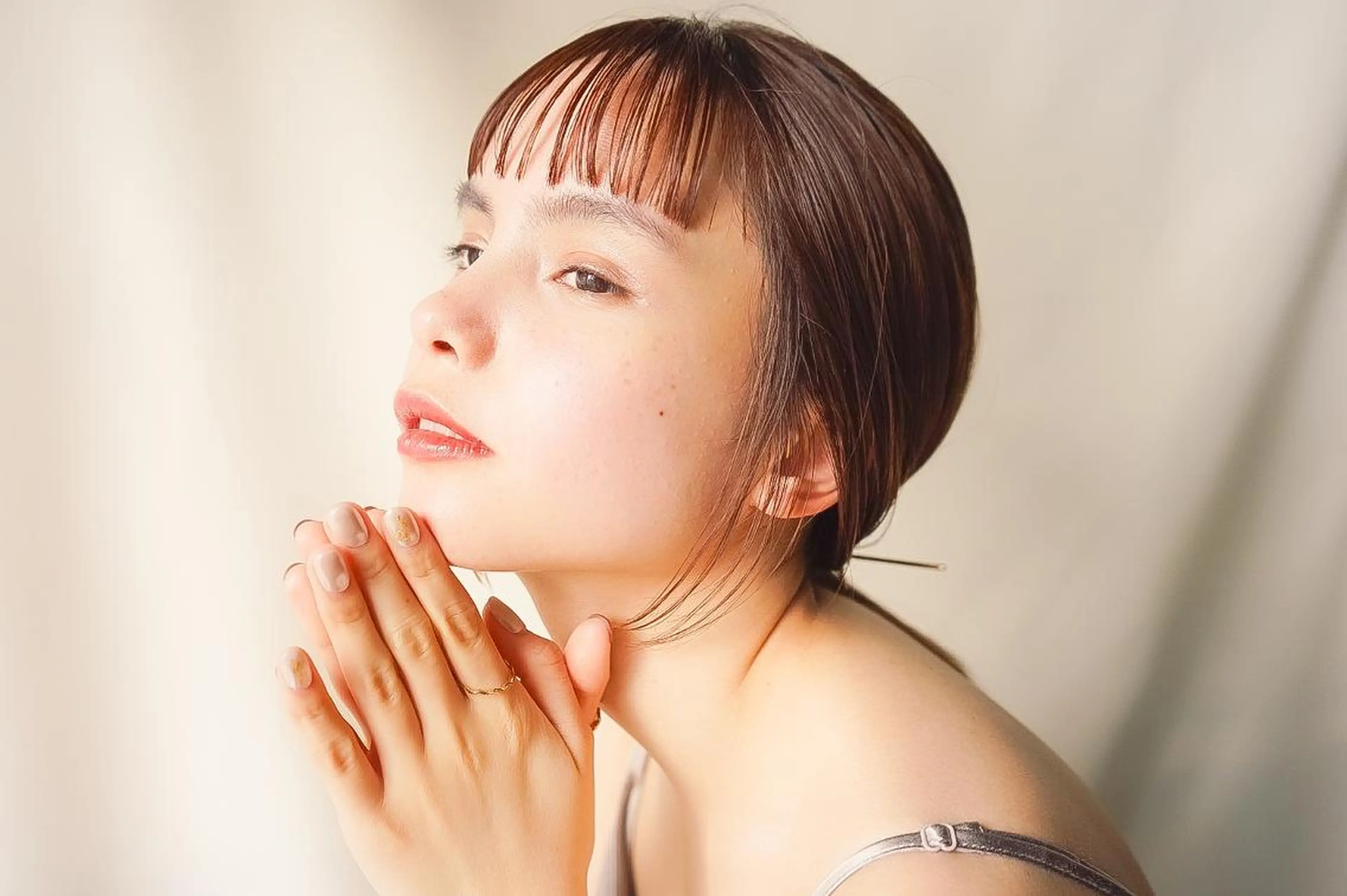 ショート カラー デート ワイドバング カット ヘアカラー トリートメント ヘアケア特化型サロン newi 京橋のヘアスタイル