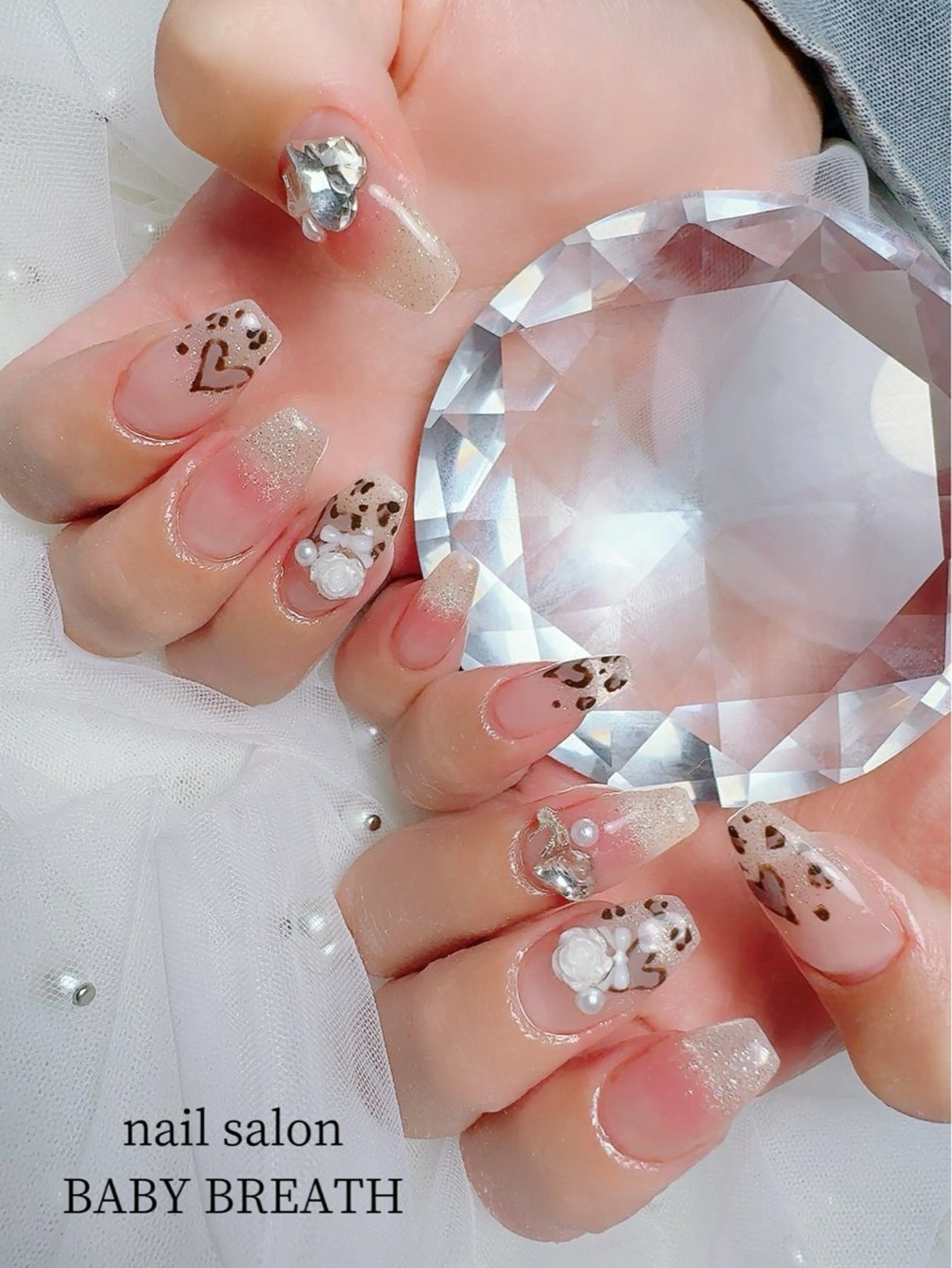 ネイル アートネイル フラッシュネイル フットネイル グラデーション ラメ(グリッター) ハンドネイル y natsumiのネイルデザイン