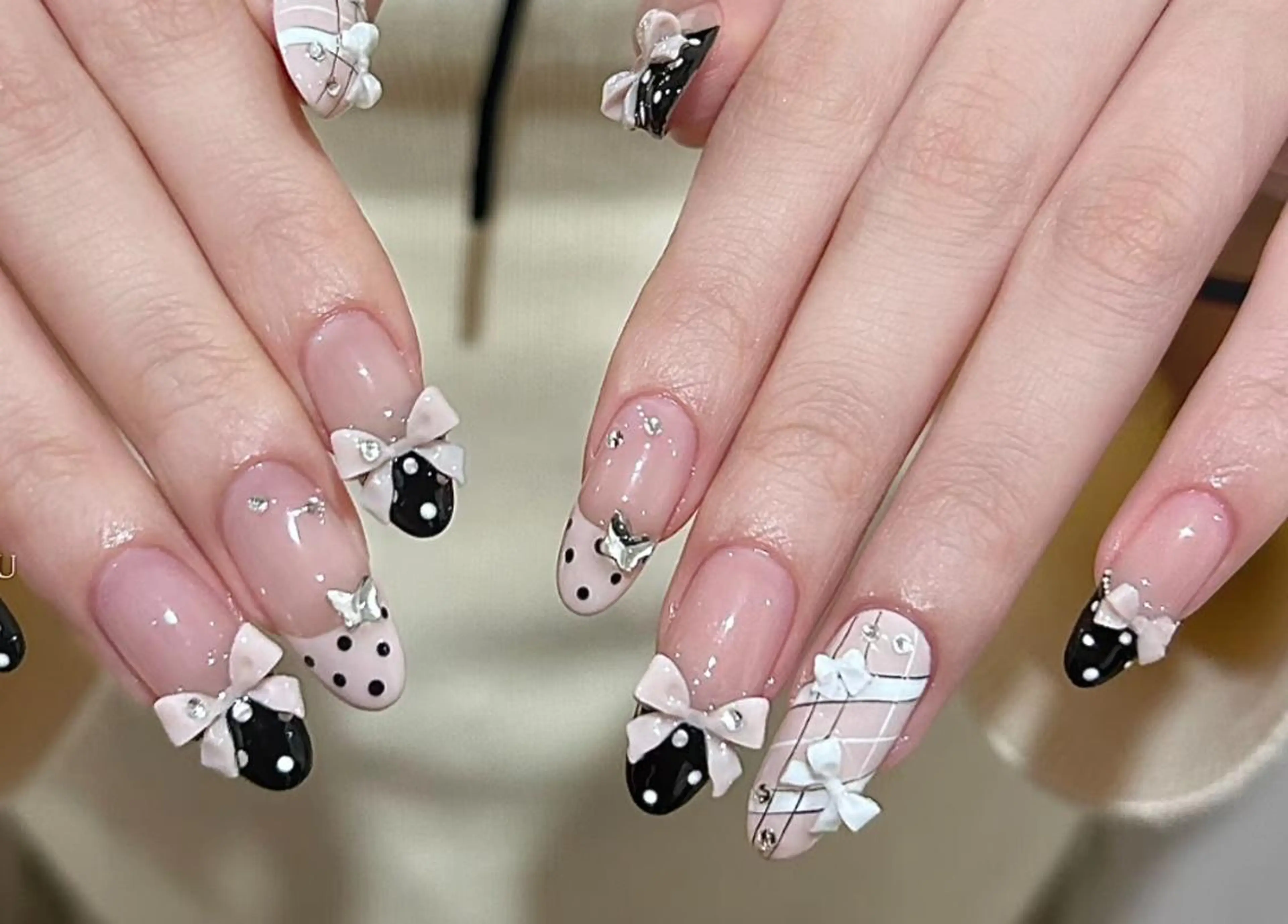 ネイル ハンドネイル 🎀 UU_nailのネイルデザイン