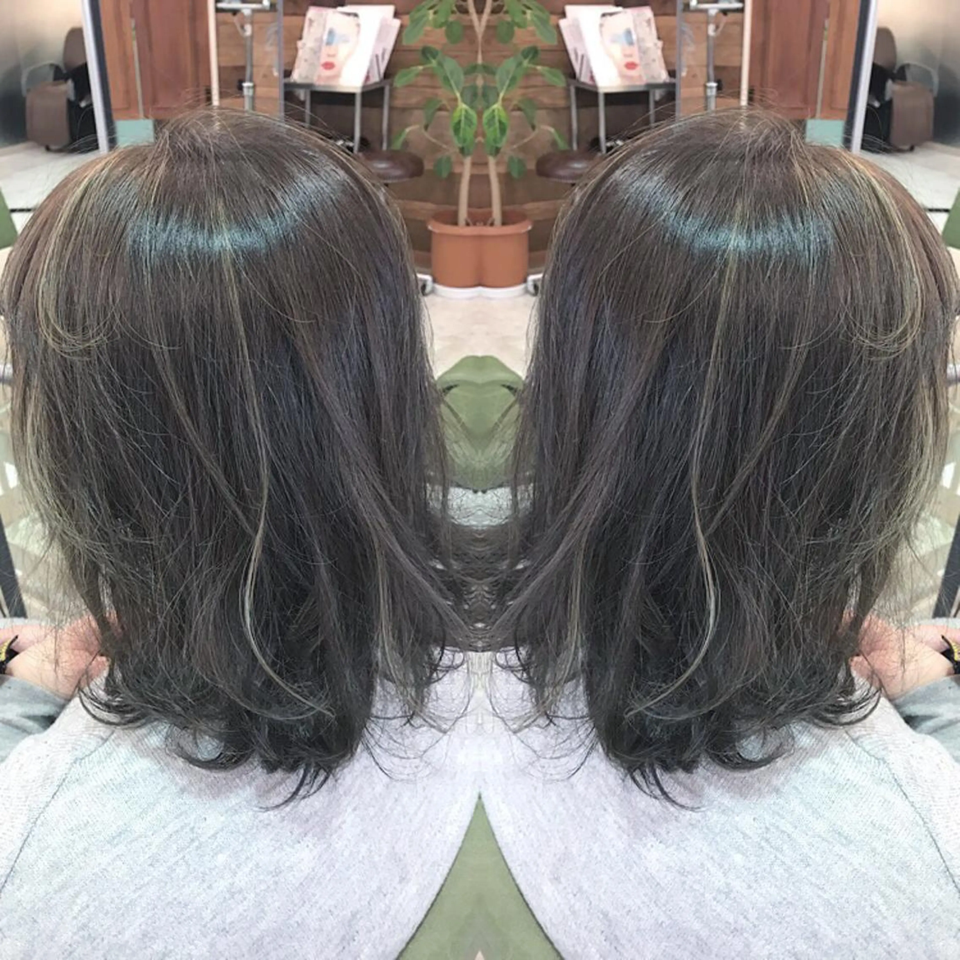 ミディアム セミロング カラー グレージュ ハイライトカラー ハイライト 青木 茂樹⭐️ 透明感カラーのヘアスタイル