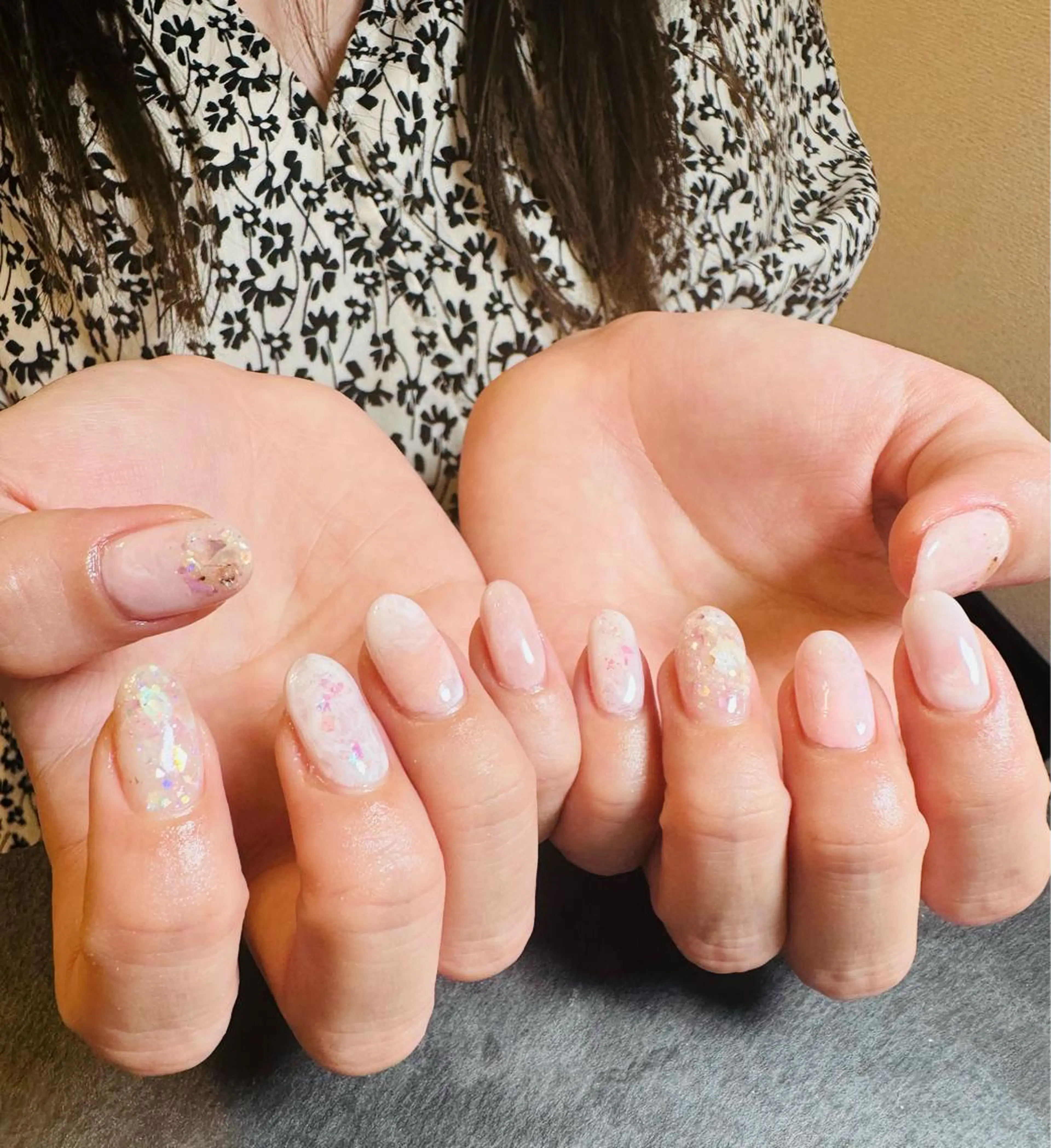 ミディアム ネイル Atelier Ariのネイルデザイン