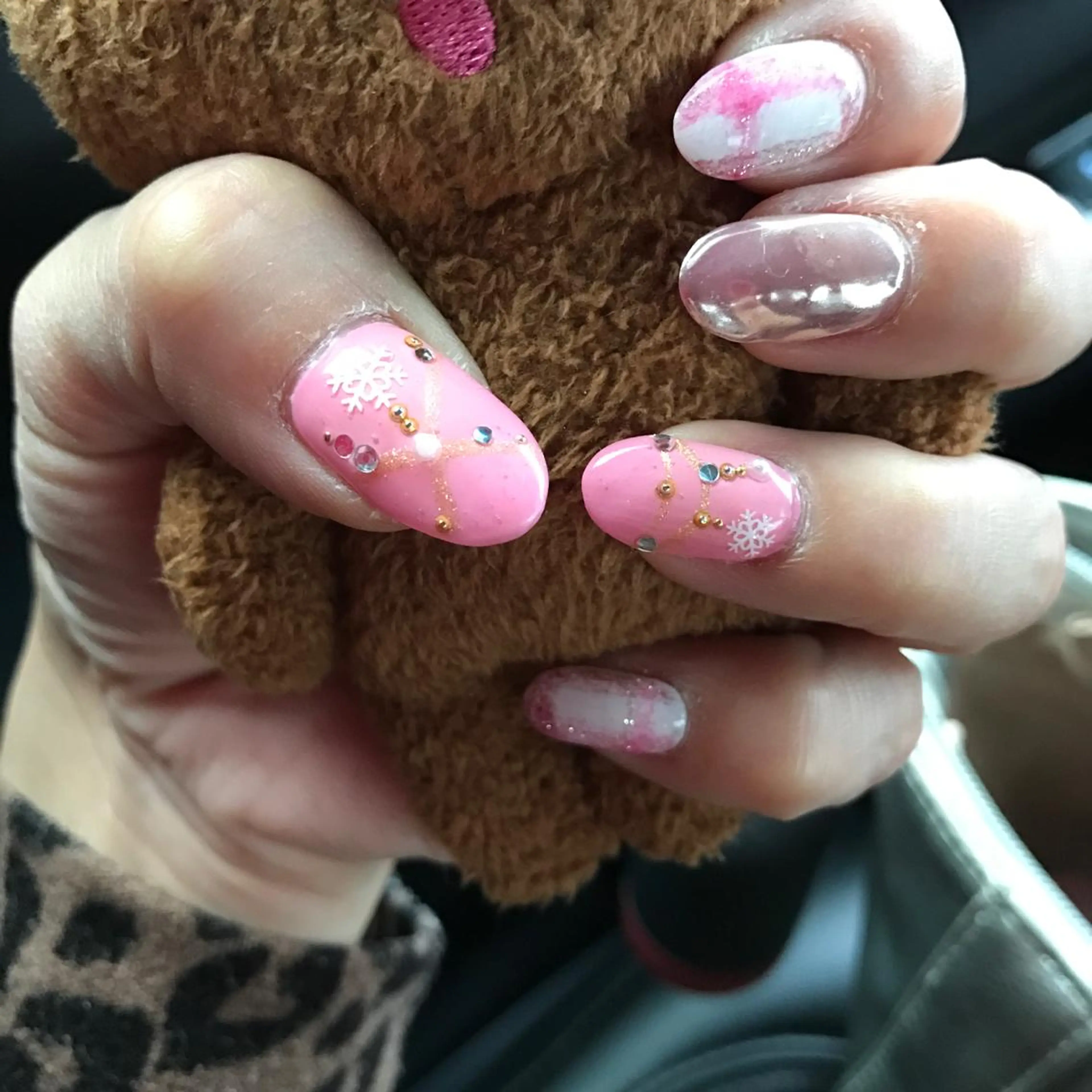 ネイル ミラーネイル 冬ネイル COCO +のエステ・リラクイメージ