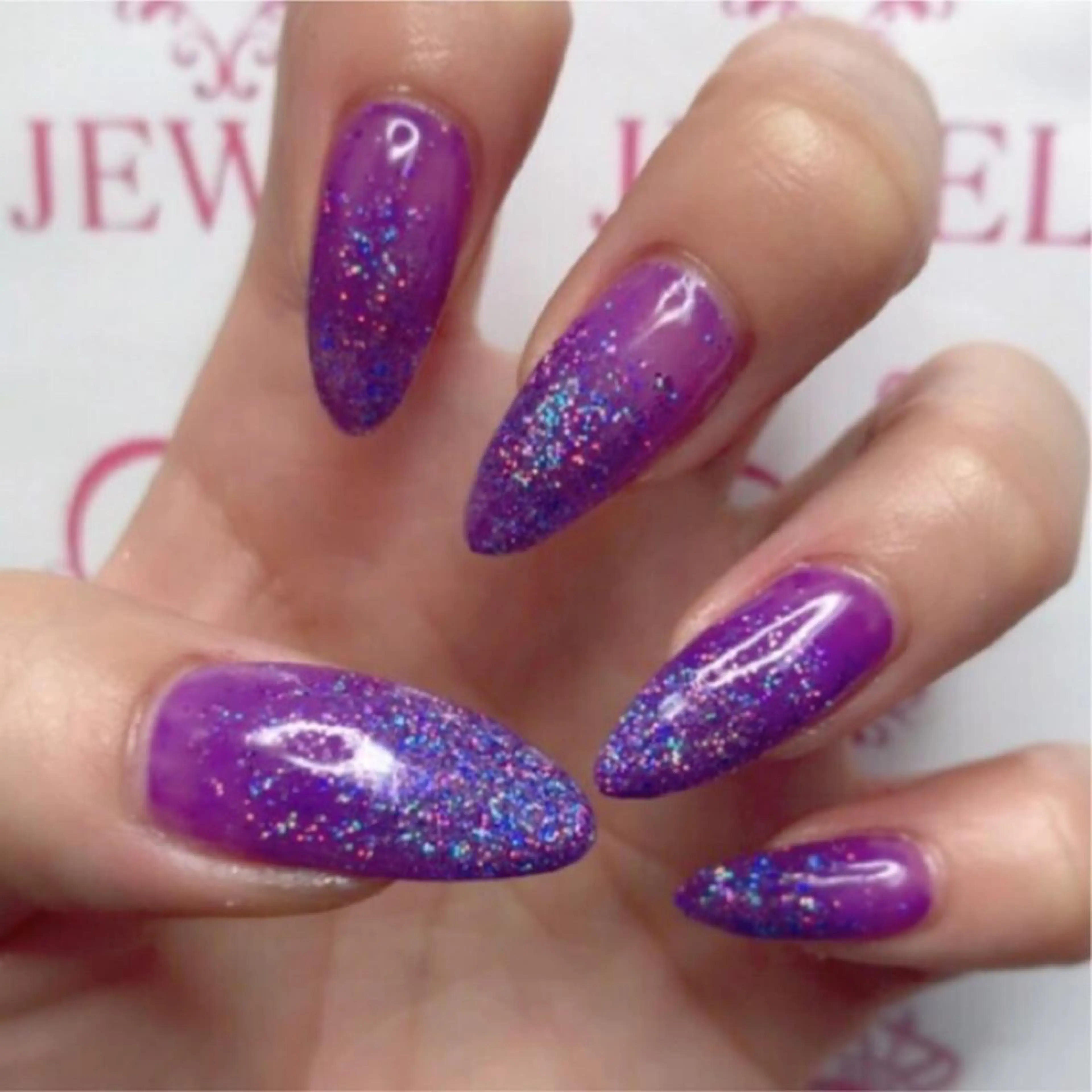 ネイル S. JEWELのネイルデザイン