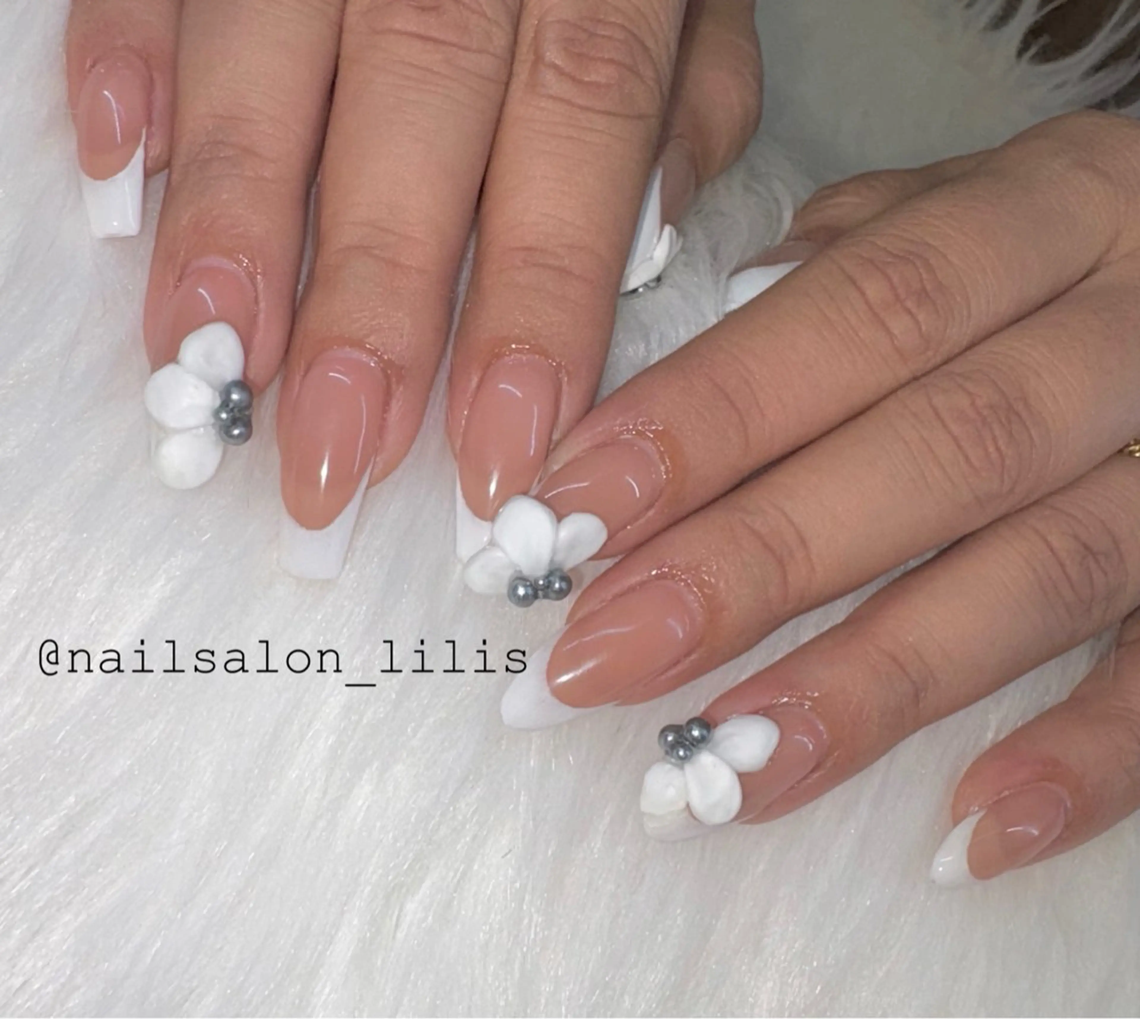 ネイル アートネイル ハンドネイル nailsalon Lilisのネイルデザイン