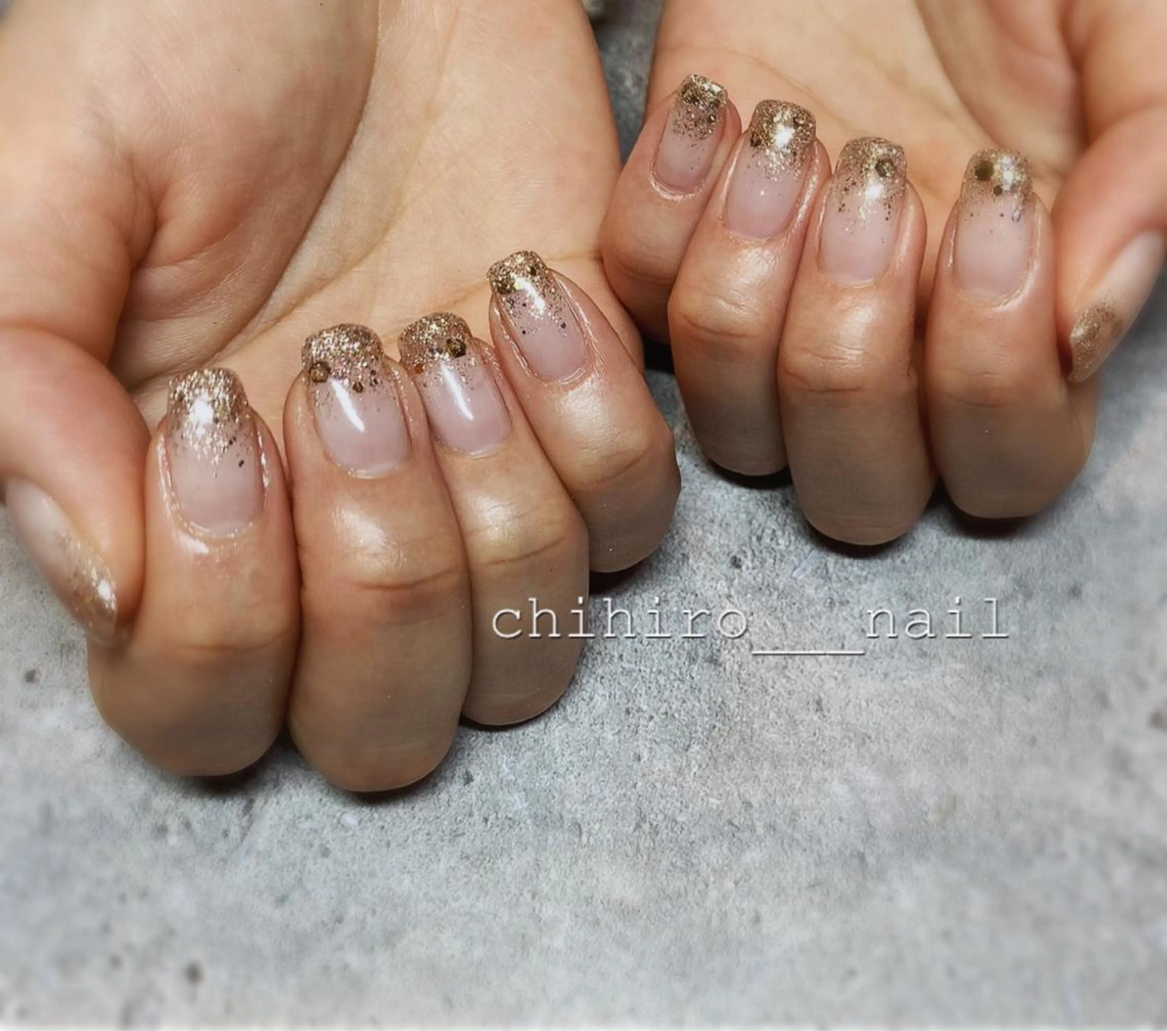 ミディアム カラー ネイル グラデーションカラー アートネイル フレンチネイル ジェルネイル グラデーション ハンドネイル beauty salon ma'am所属・chihiro 小路ネイルのネイルデザイン