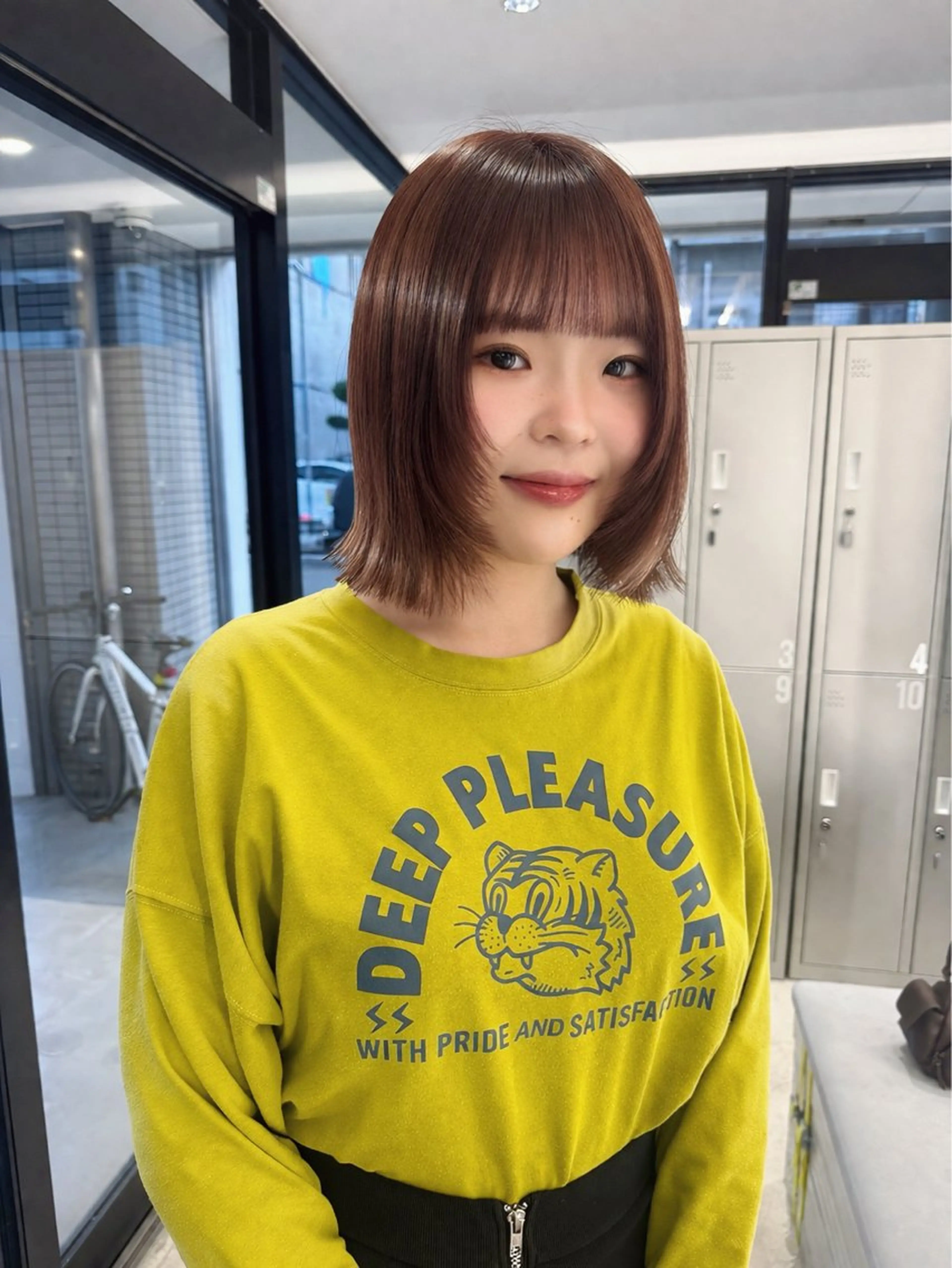 ショート カット ヘアカラー トリートメント 大場 菜月のヘアスタイル