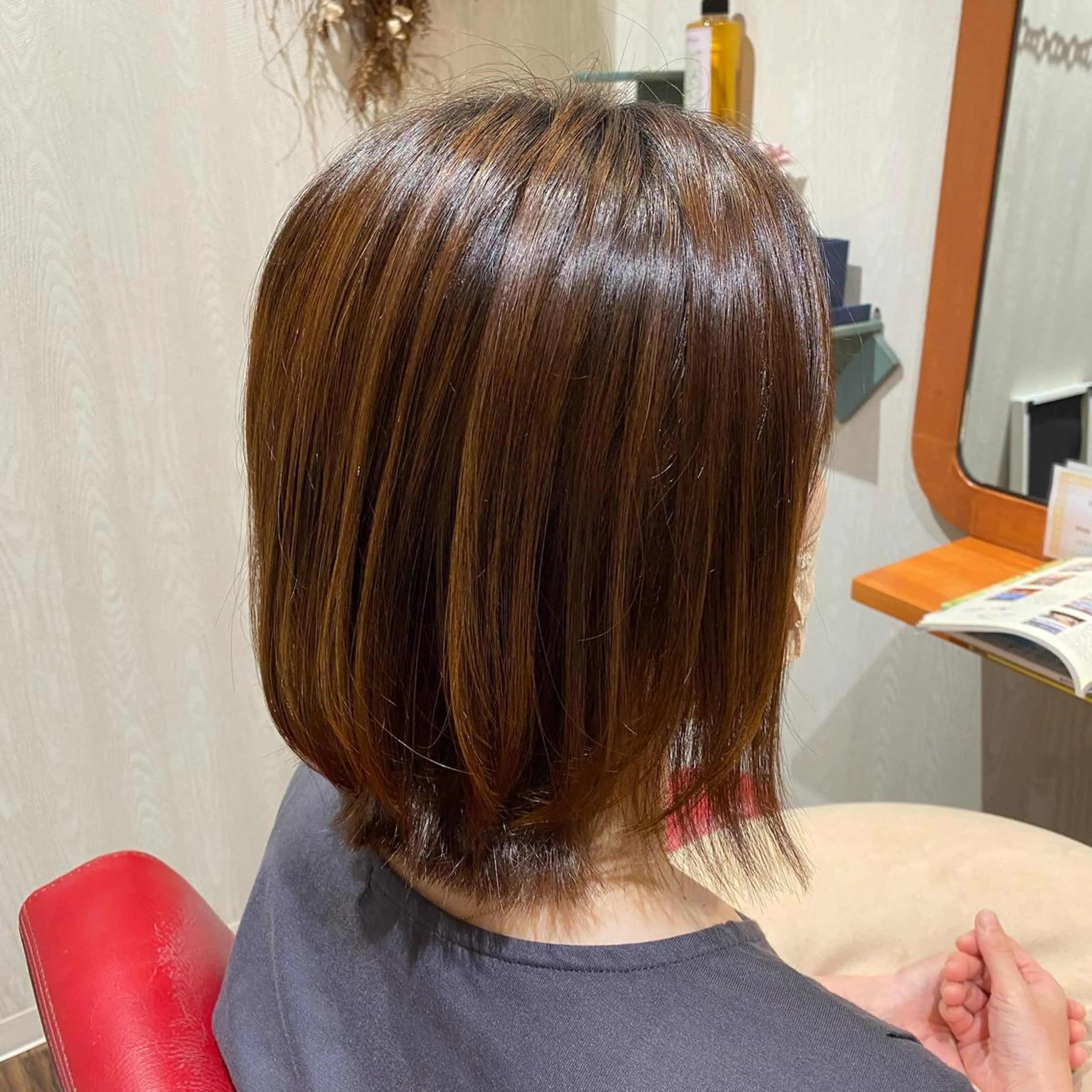 ミディアム 木宮 美緒のヘアスタイル
