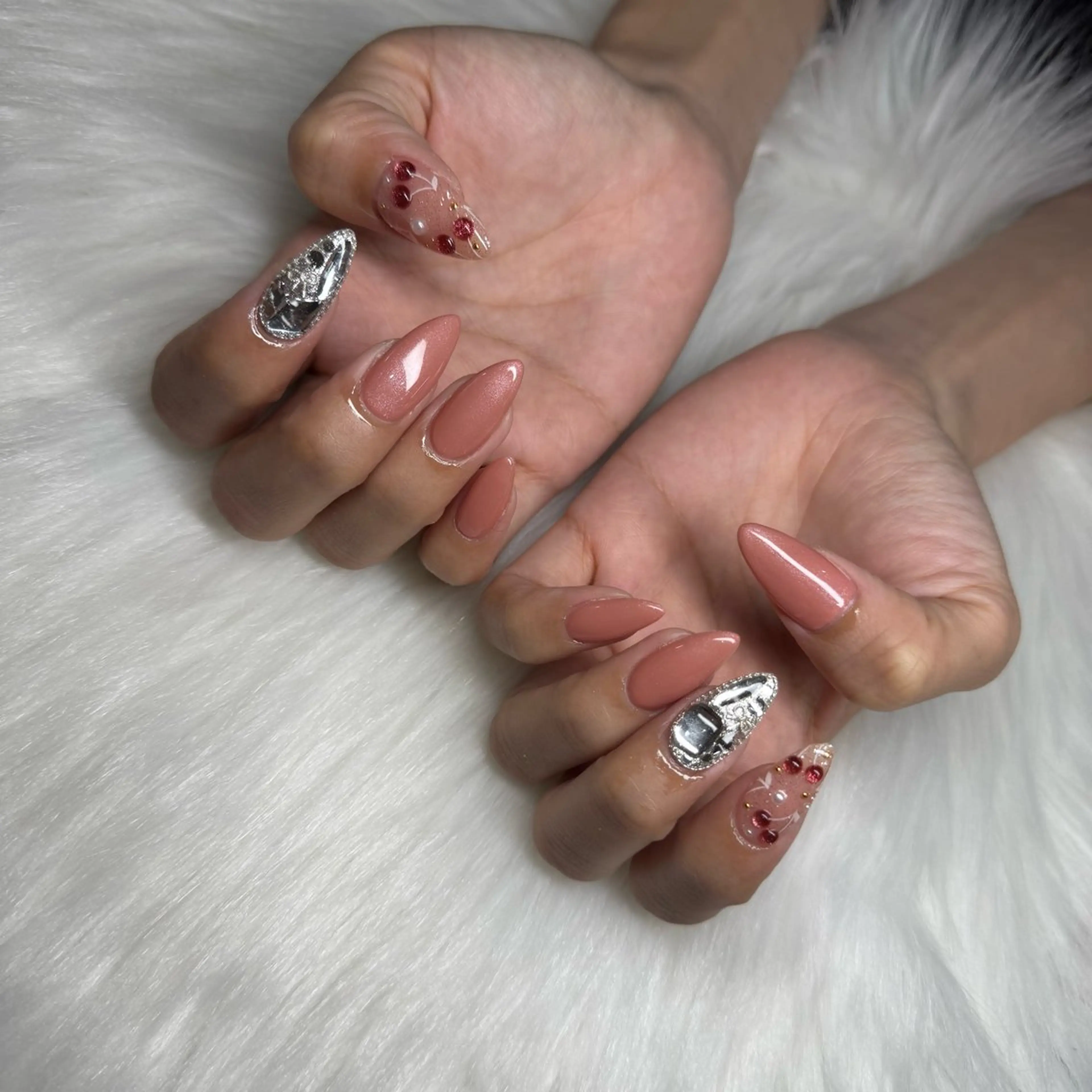 ネイル 鈴木 優希のネイルデザイン