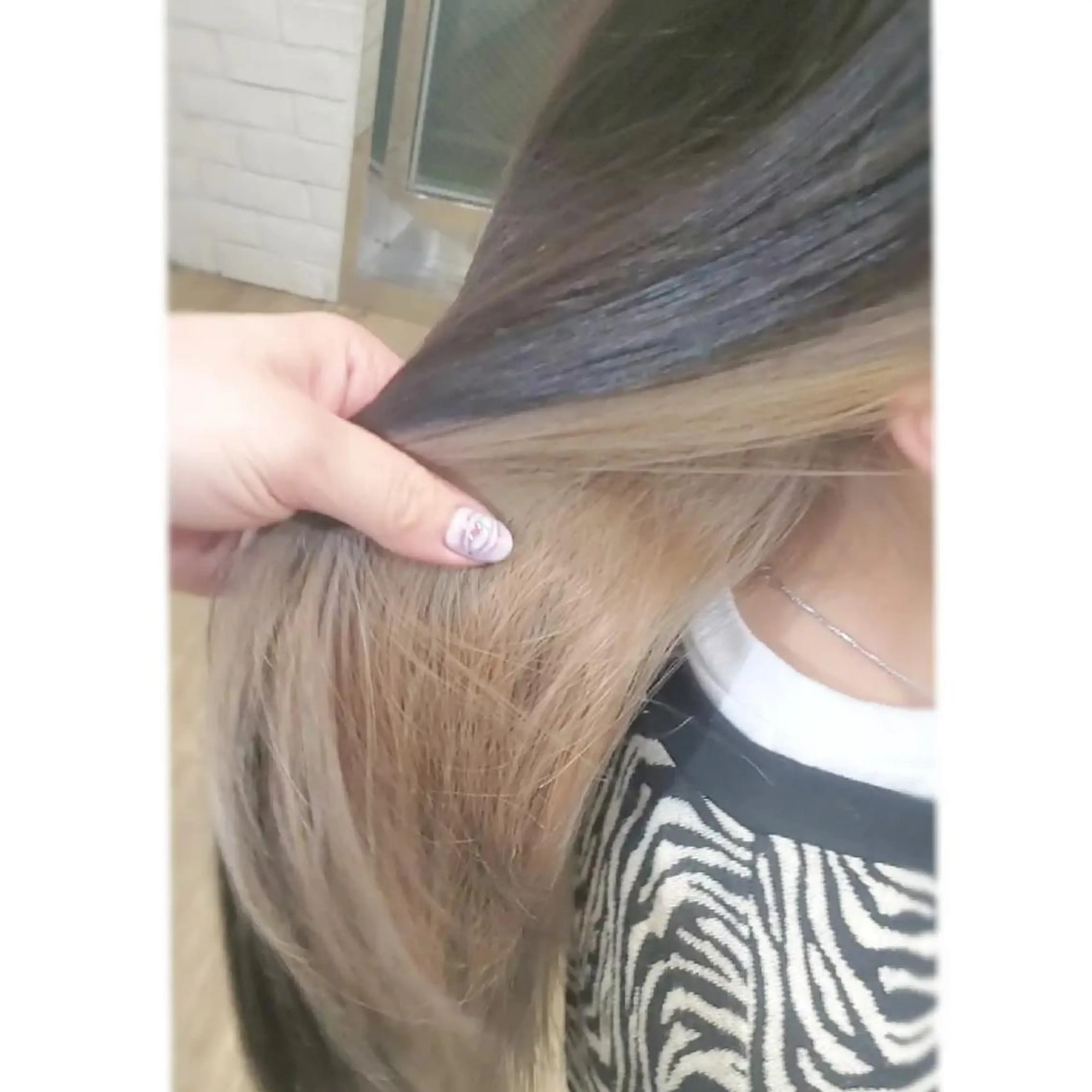 ロング カラー ベージュカラー グレージュ インナーカラー ホワイトベージュ カット ヘアカラー トリートメント パーソナルカラー 診断🍀マリンのヘアスタイル