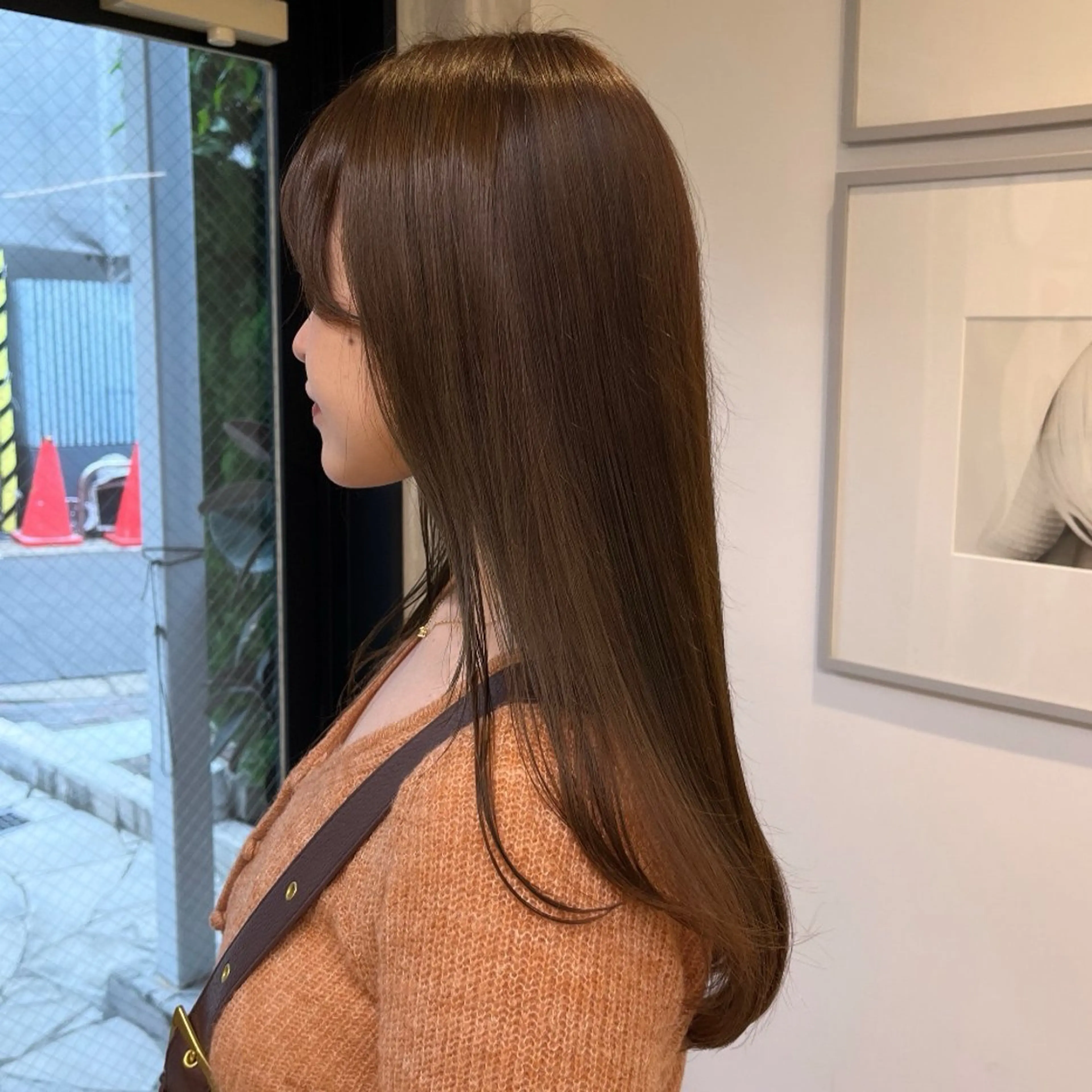 ミディアム カラー ベージュカラー ブラウンカラー ブラウンベージュ 透明感カラー シアーブラウン ヘアカラー トリートメント ヘッドスパ ヘアセット カジュアルを女っぽく 𝗮𝘆𝗮𝗰𝗼のヘアスタイル