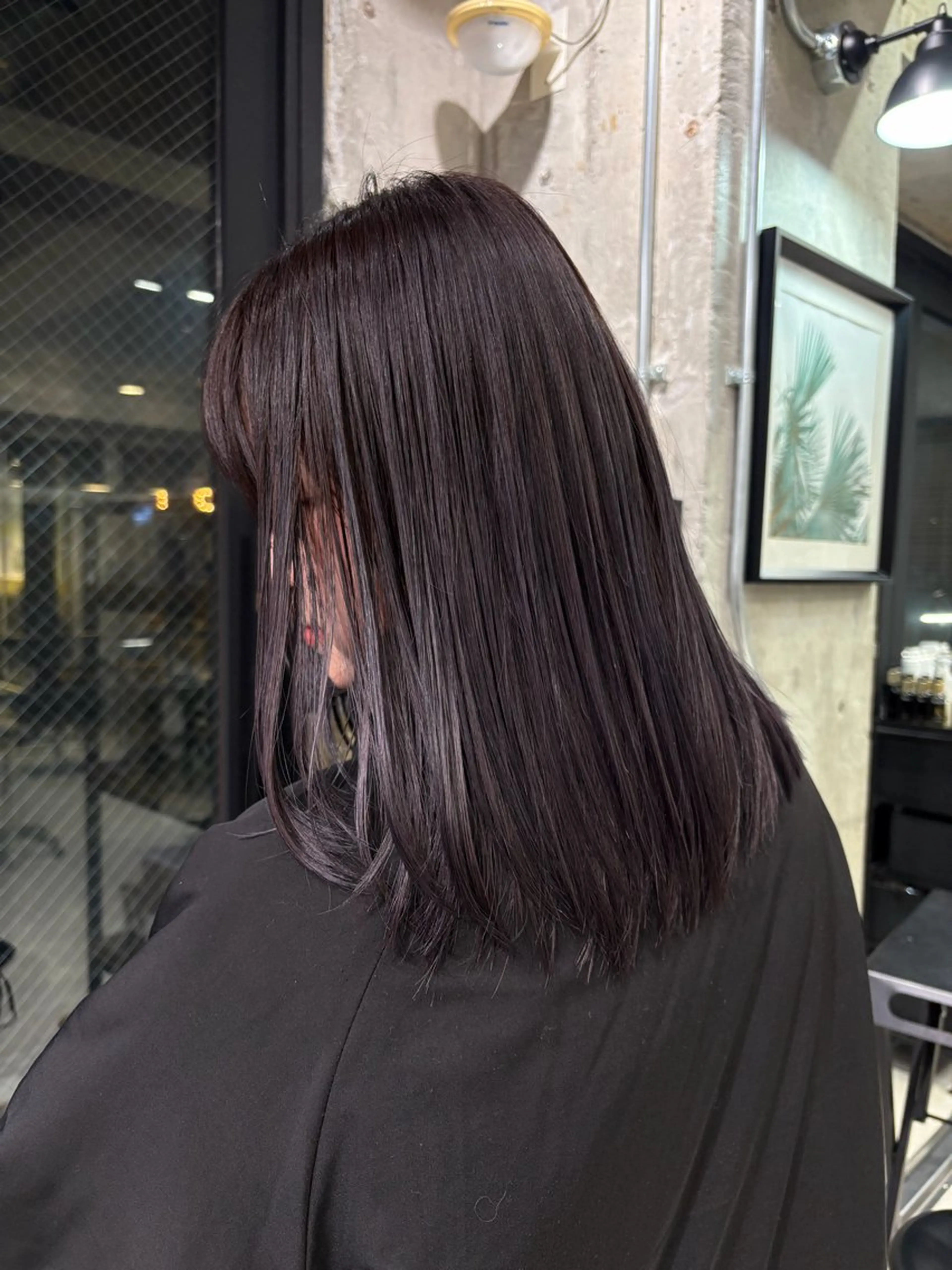 セミロング カラー ヘアカラー 奥 奈々葉のヘアスタイル