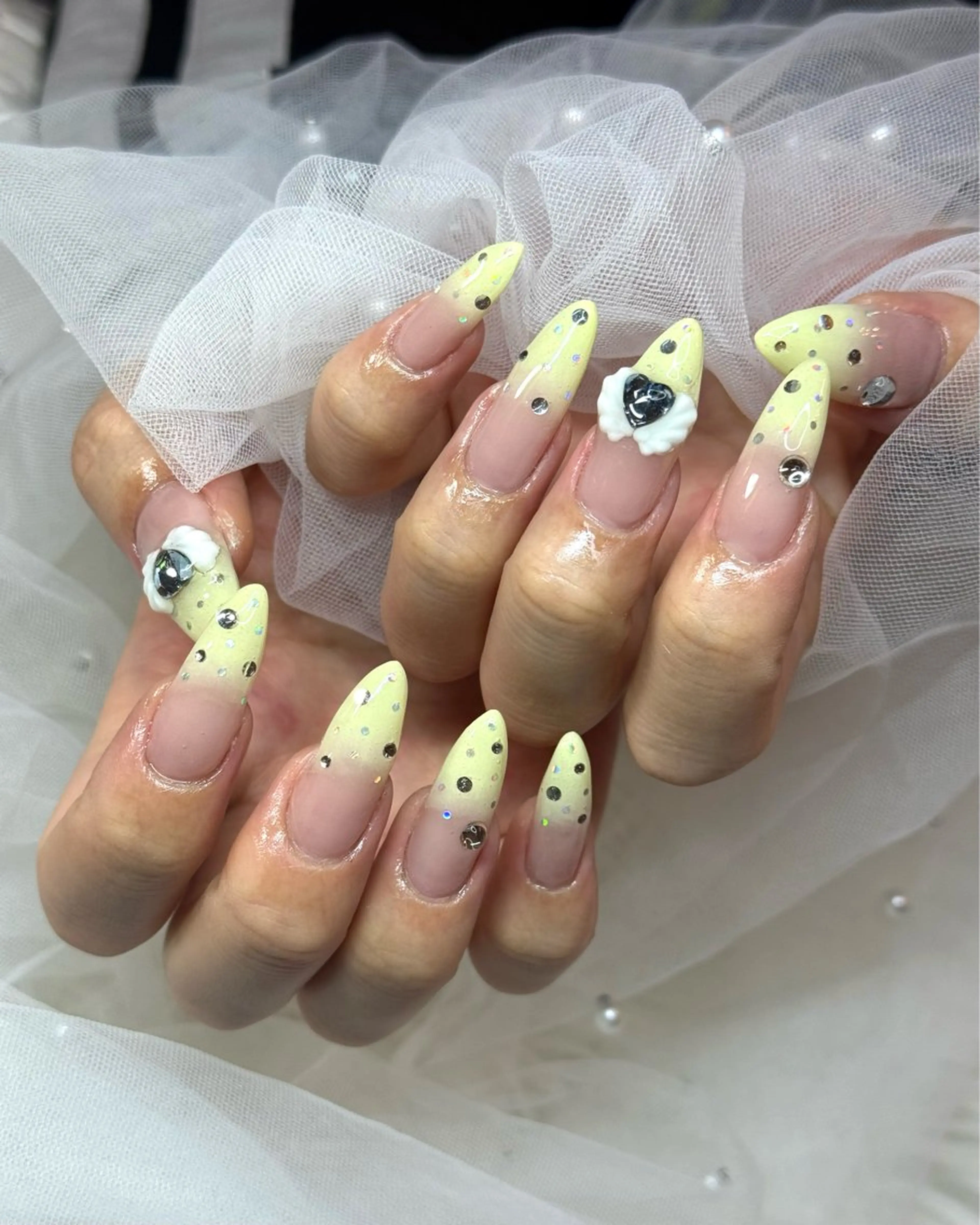 ネイル Maggie ✴︎Aliceのネイルデザイン