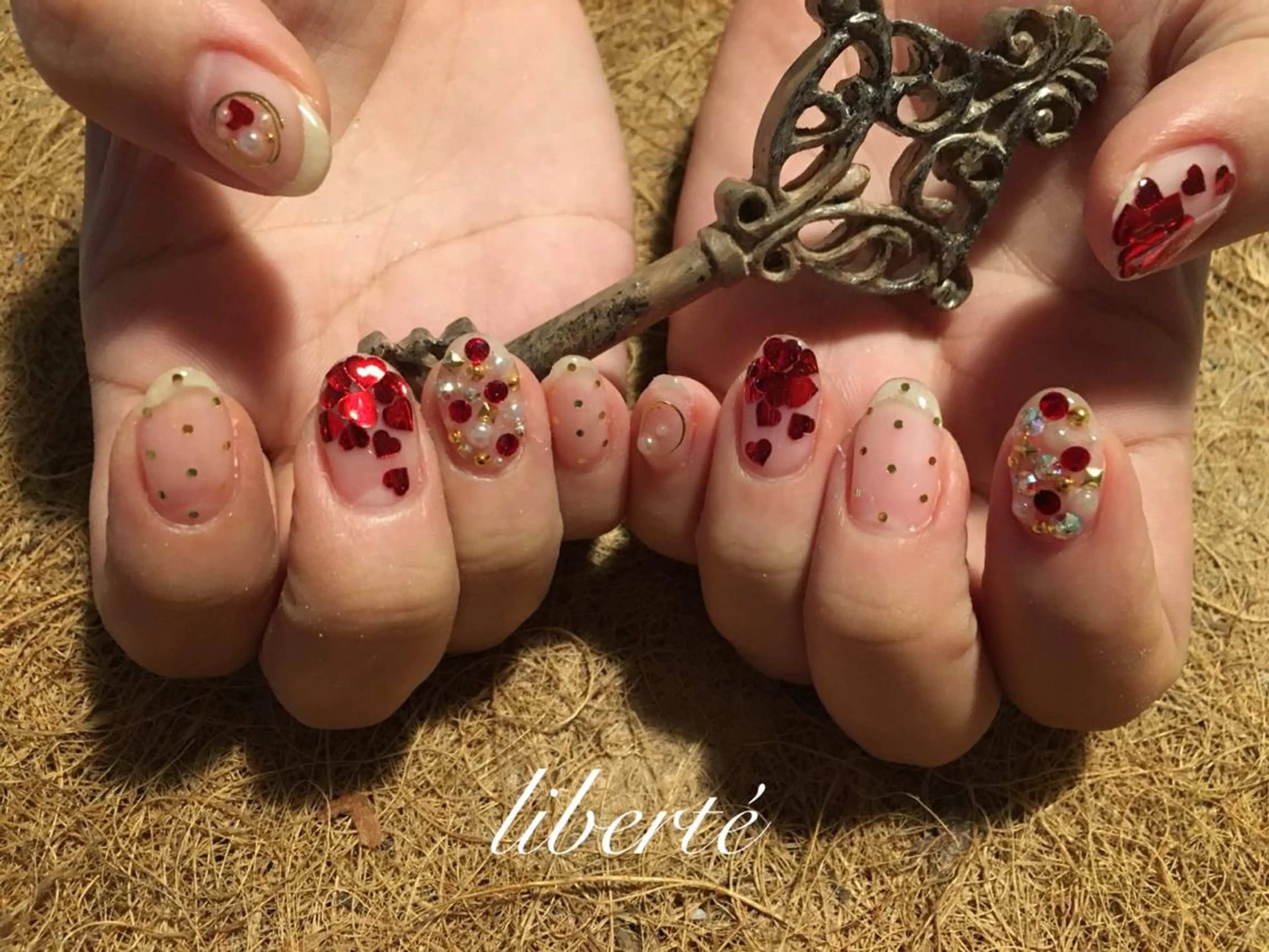 ネイル liberté (リベルテ)のネイルデザイン