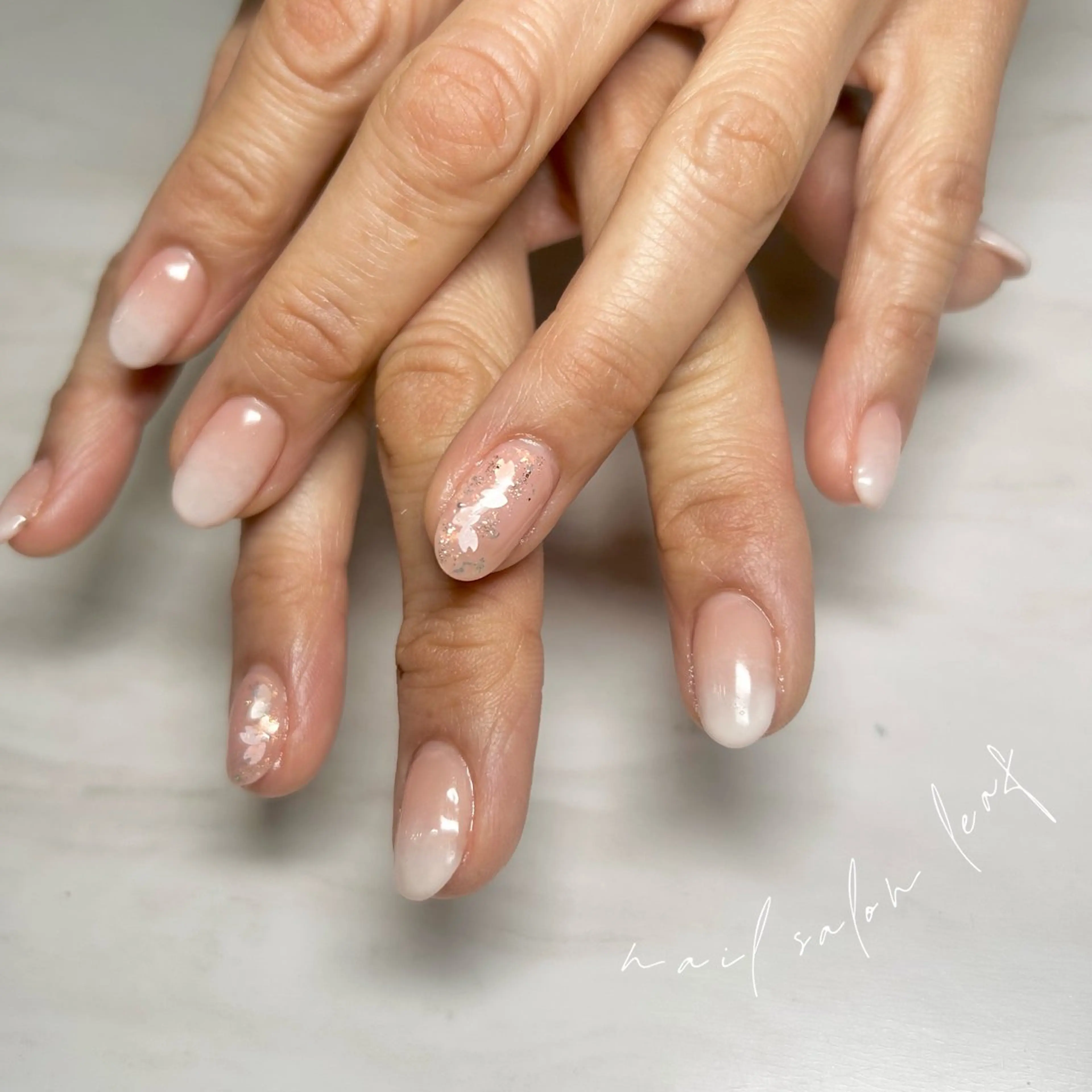 ネイル 桜ネイル 持ち込み Leaf ちかほのネイルデザイン