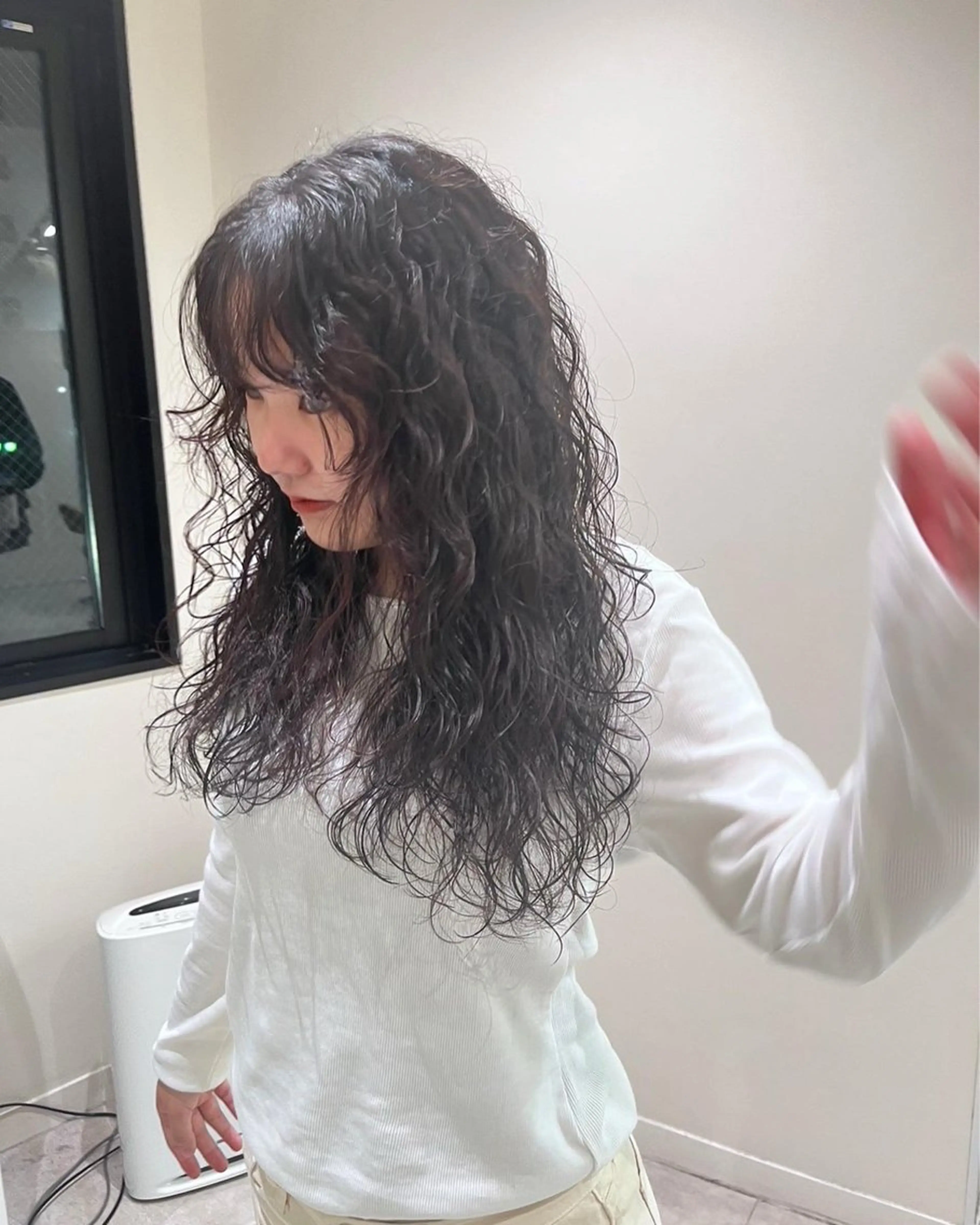 ロング パーマ カーリーパーマ/ 透明ｶﾗｰ/MIKUのヘアスタイル