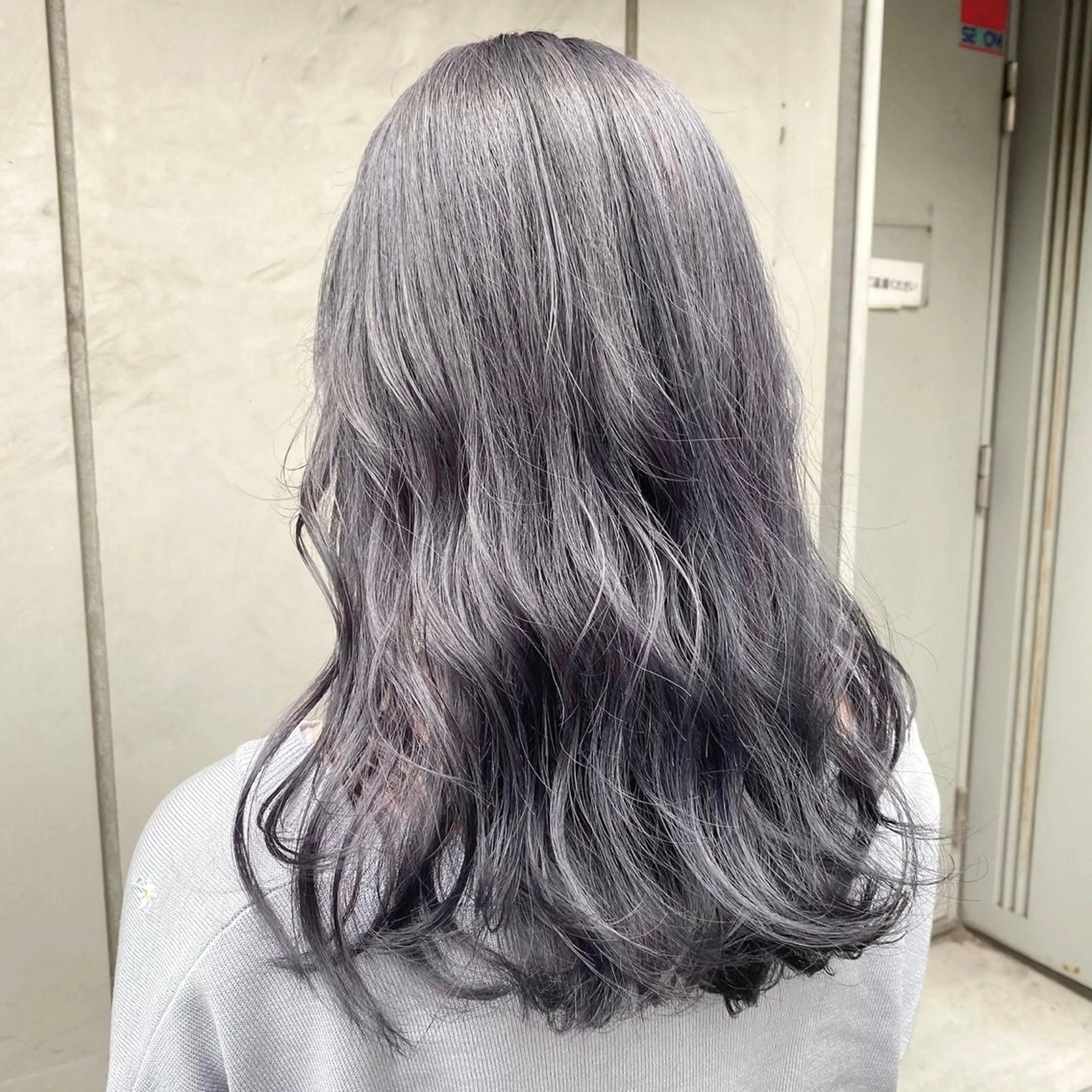 ロング ヘアカラー ツヤ髪ハイトーン💖 💫Hikaru💫のヘアスタイル