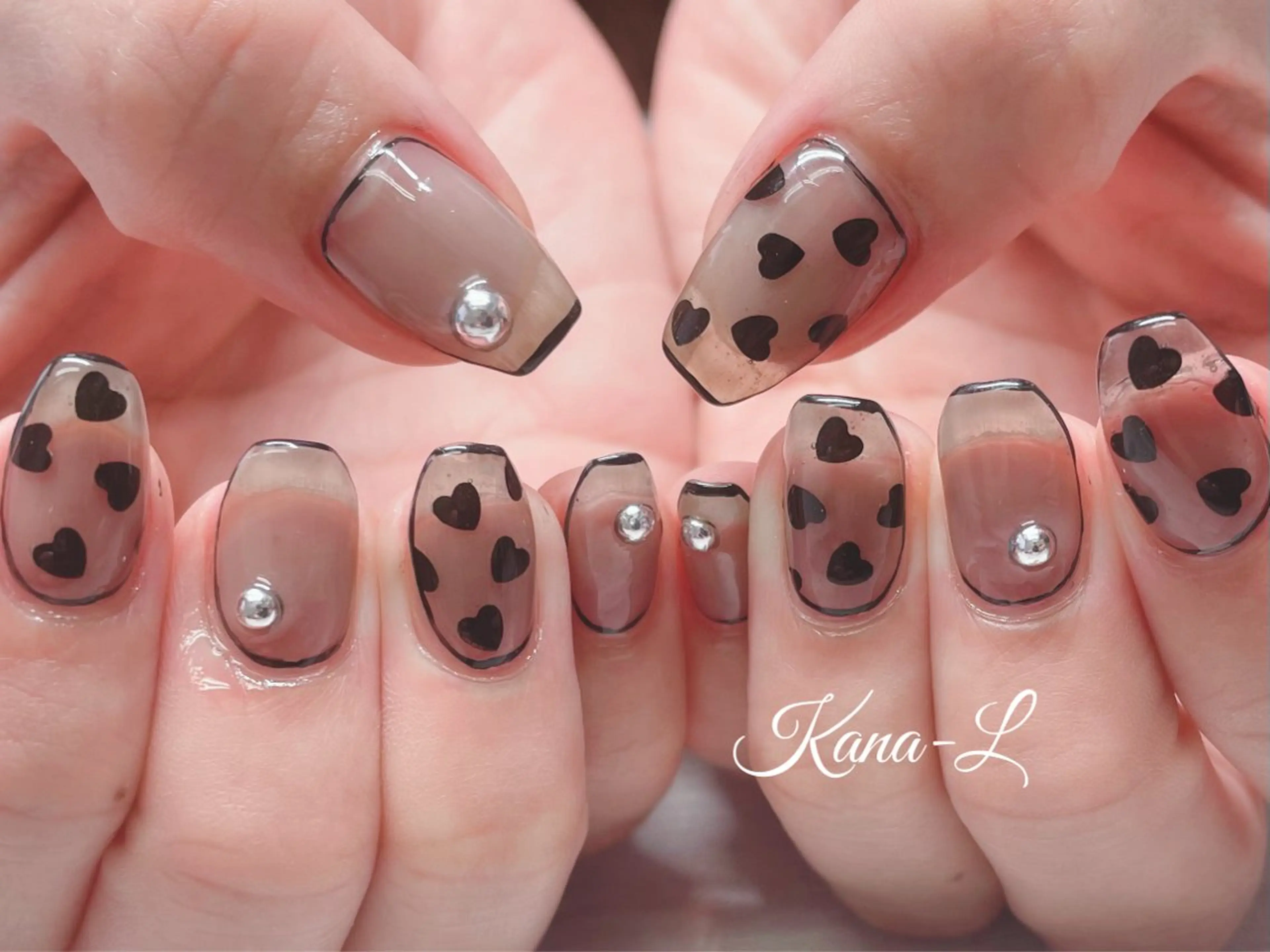 ネイル ジェルネイル ハート パラジェル 芦辺 香奈のネイルデザイン