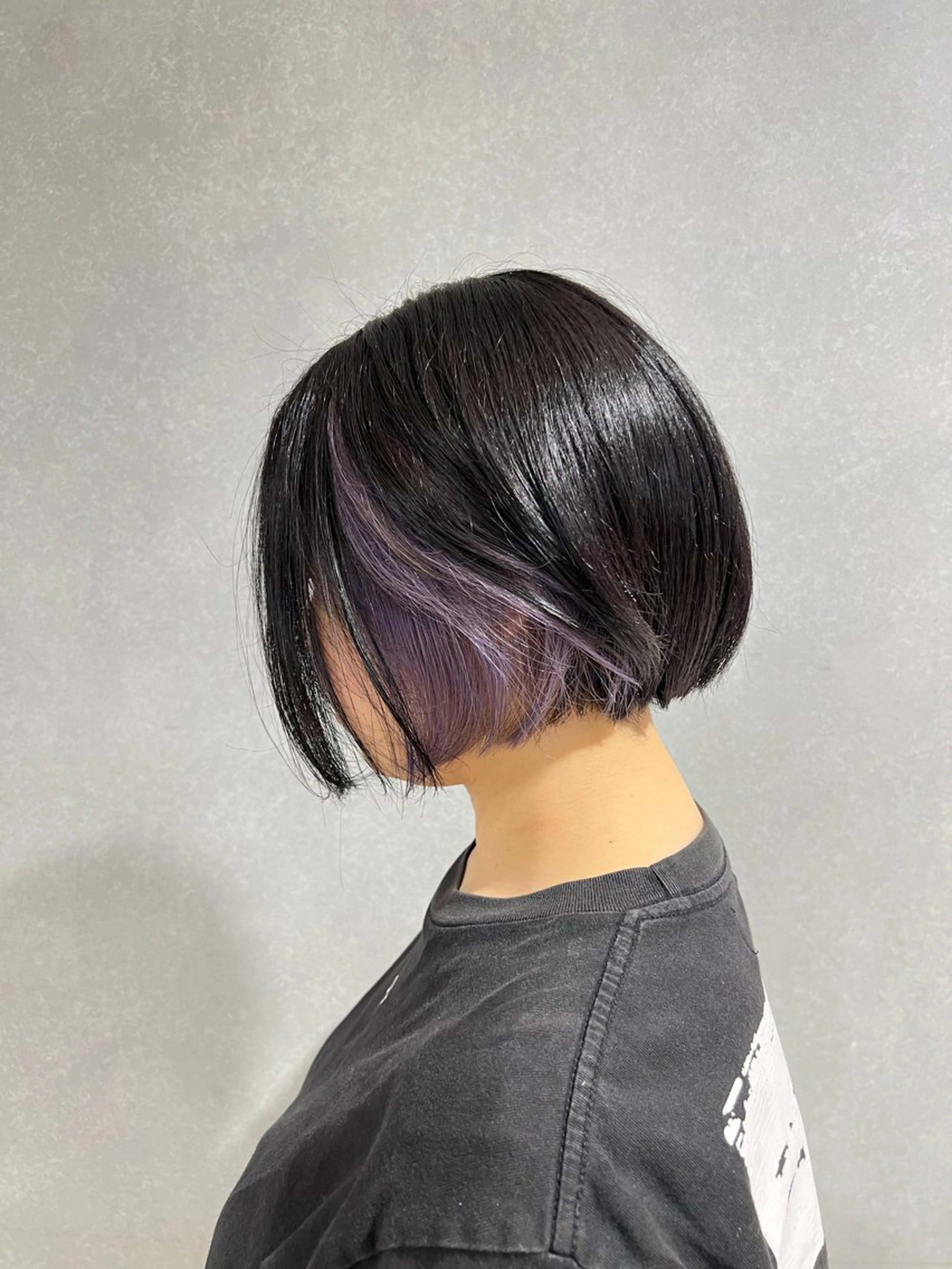 ショート カラー イヤリングカラー ヘアカラー トリートメント ayaka 🌿.∘のヘアスタイル