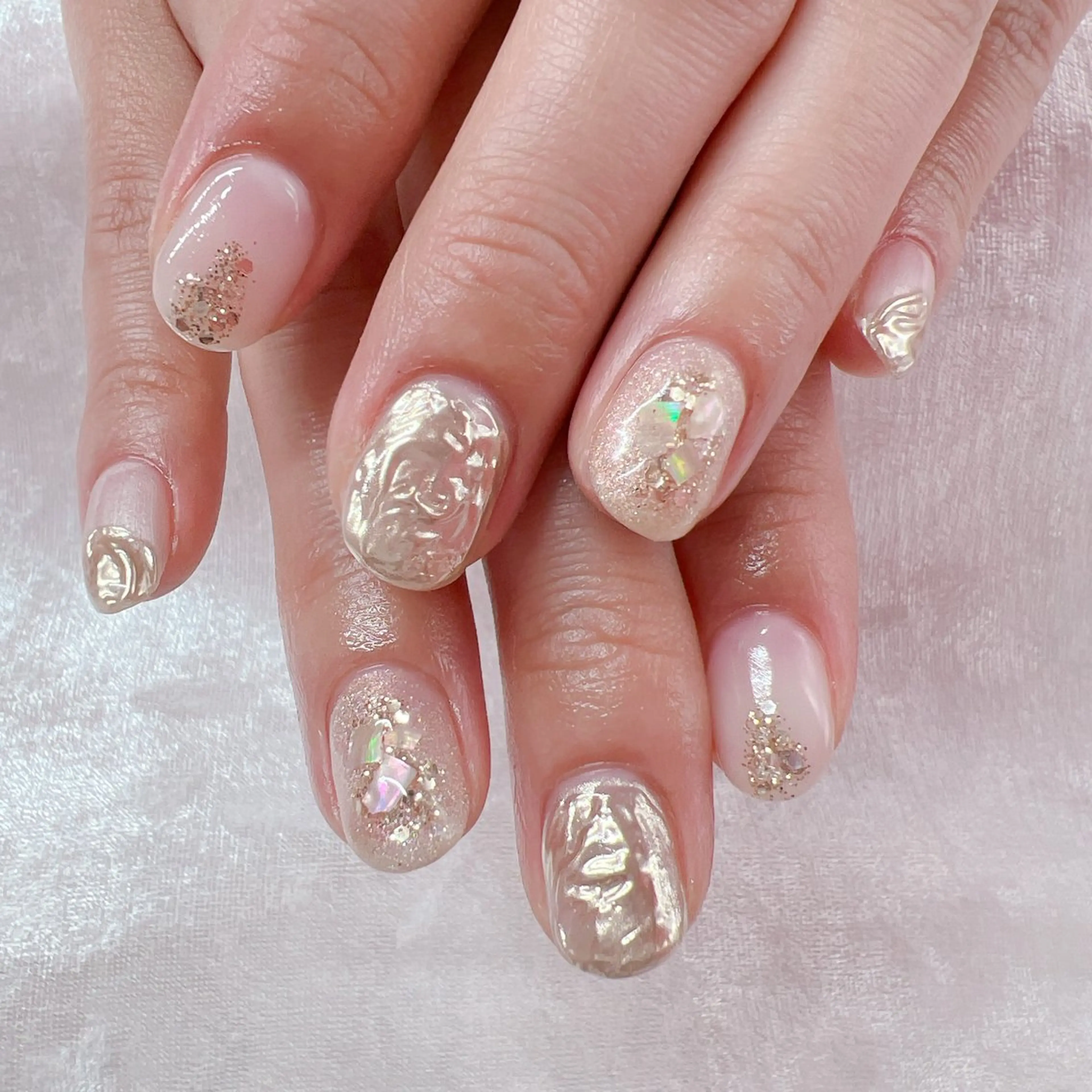 ネイル ニュアンスネイル ハンドネイル Emi lyのネイルデザイン