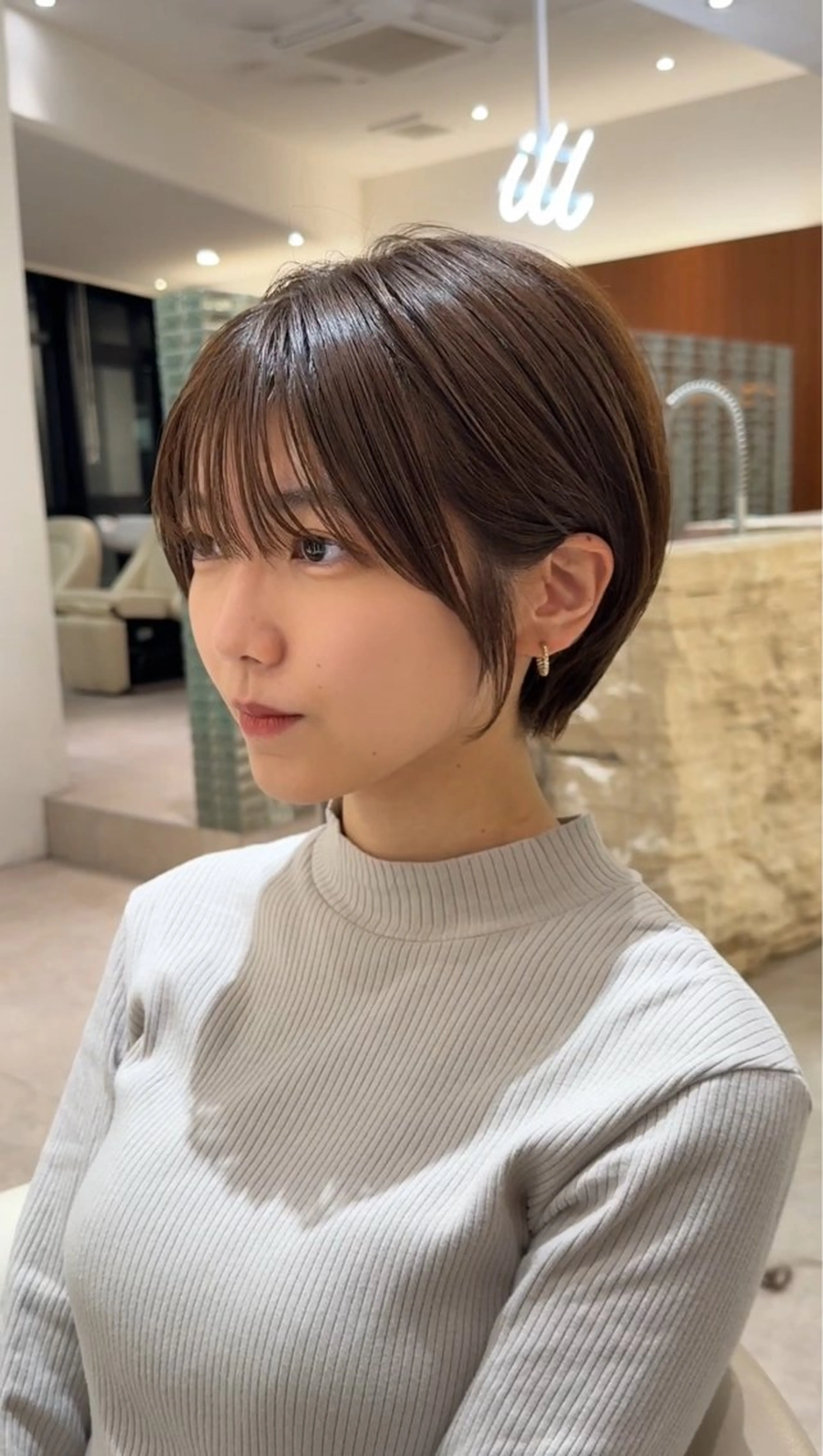 ミディアム カラー 切りっぱなしボブ ショートボブ ボブレイヤー 透明感カラー ボブ カット ヘアカラー トリートメント 田中航平/渋谷ボブ/ レイヤーボブのヘアスタイル