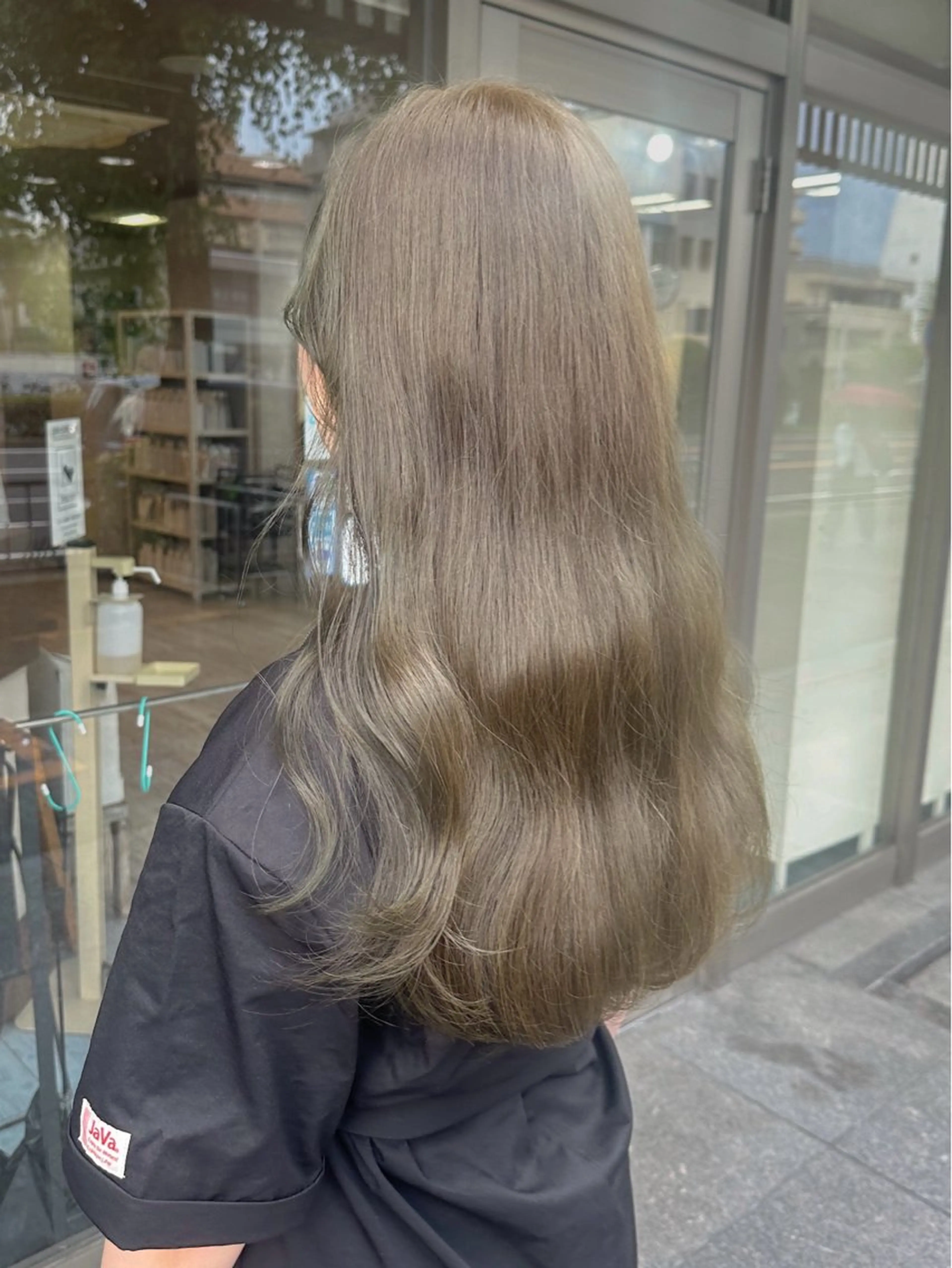 ロング カラー ベージュカラー ブリーチ ブリーチなしカラー オリーブベージュ レイヤー/高橋 みく /池下/千種のヘアスタイル