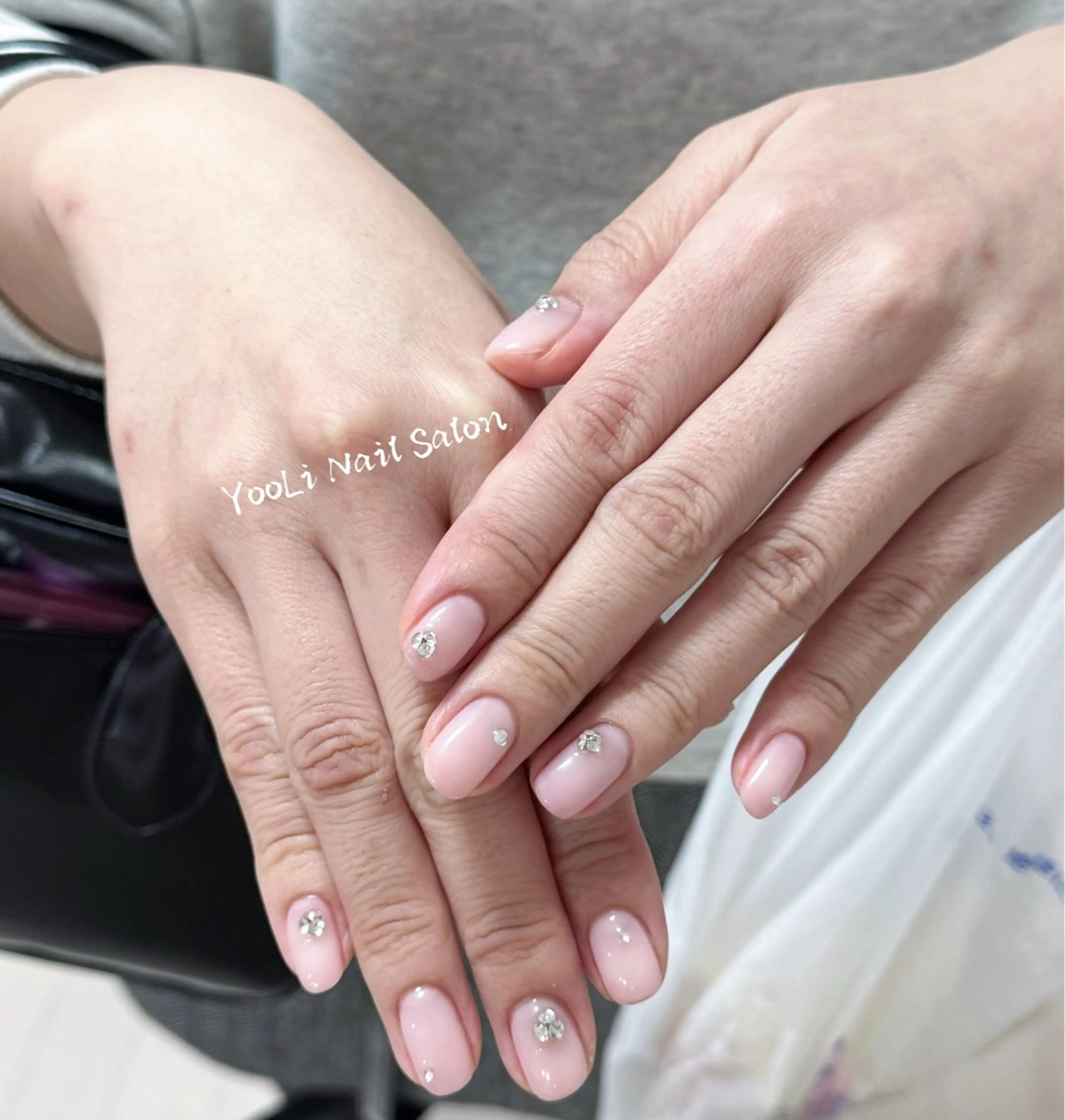 ネイル アートネイル オーロラネイル チークネイル フレンチネイル ガラスフレンチ ハンドネイル 🎀🎀YooLi Nail Salonのネイルデザイン