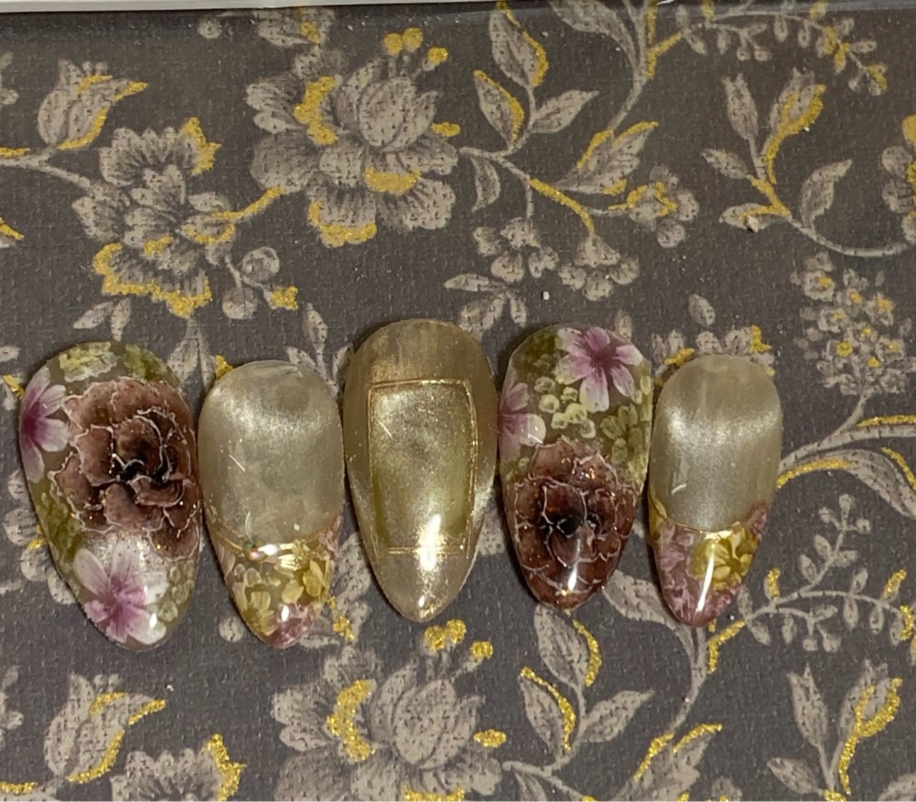 ネイル フラワーネイル 自宅ネイルサロン ♦️nuance♦️のネイルデザイン