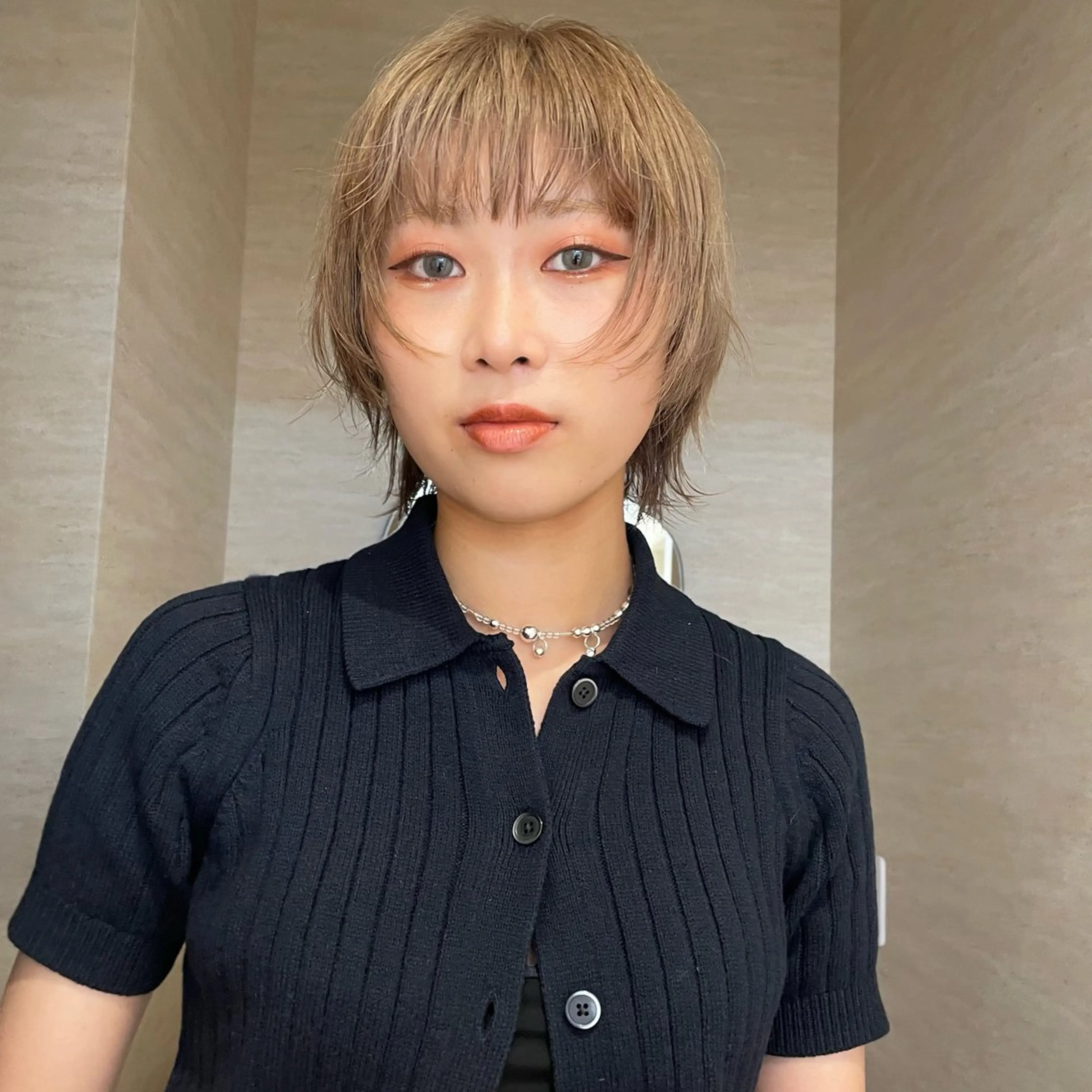 ショート カラー ベージュ/透明感/ 桃子🎀のヘアスタイル