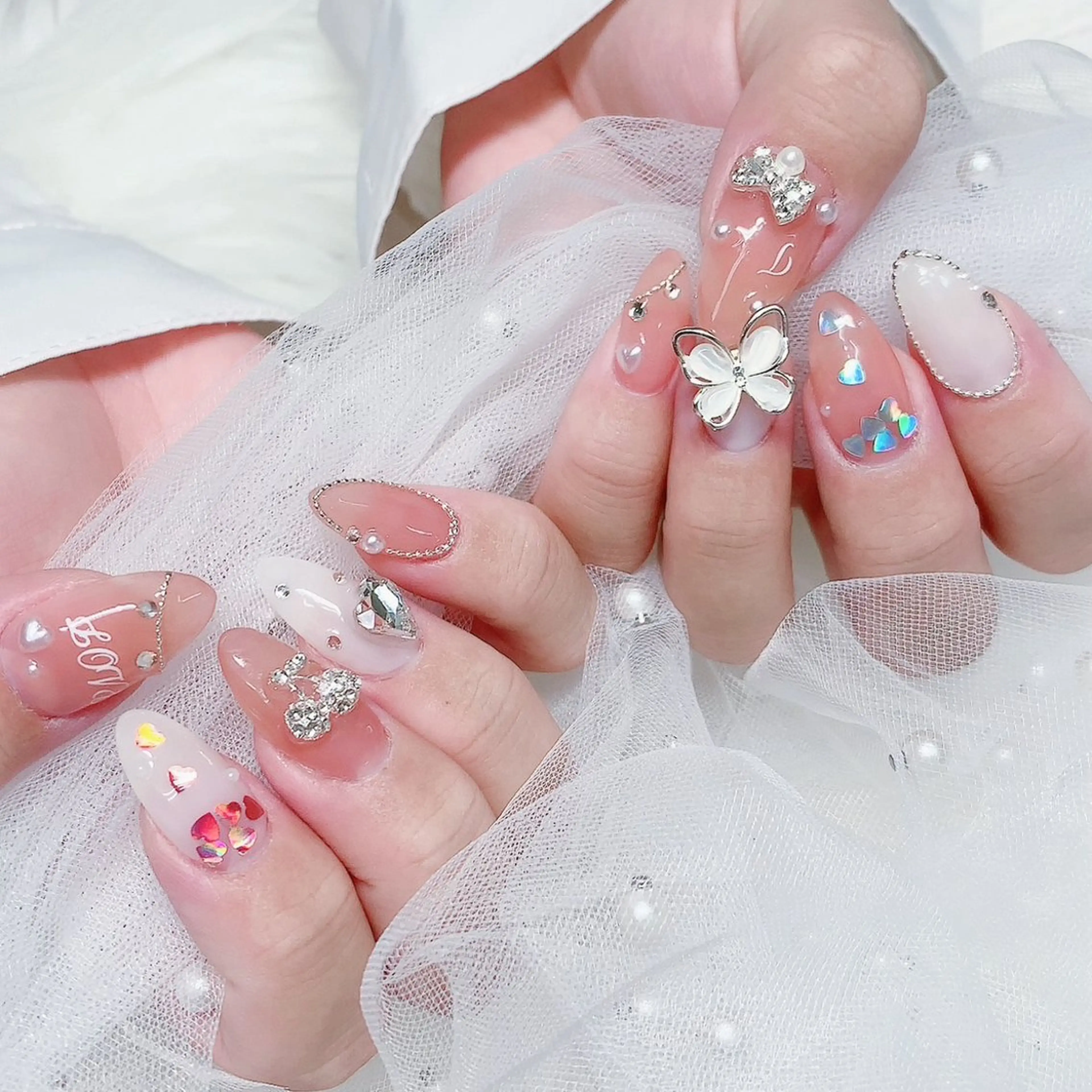 ネイル 児玉 茉緒のネイルデザイン