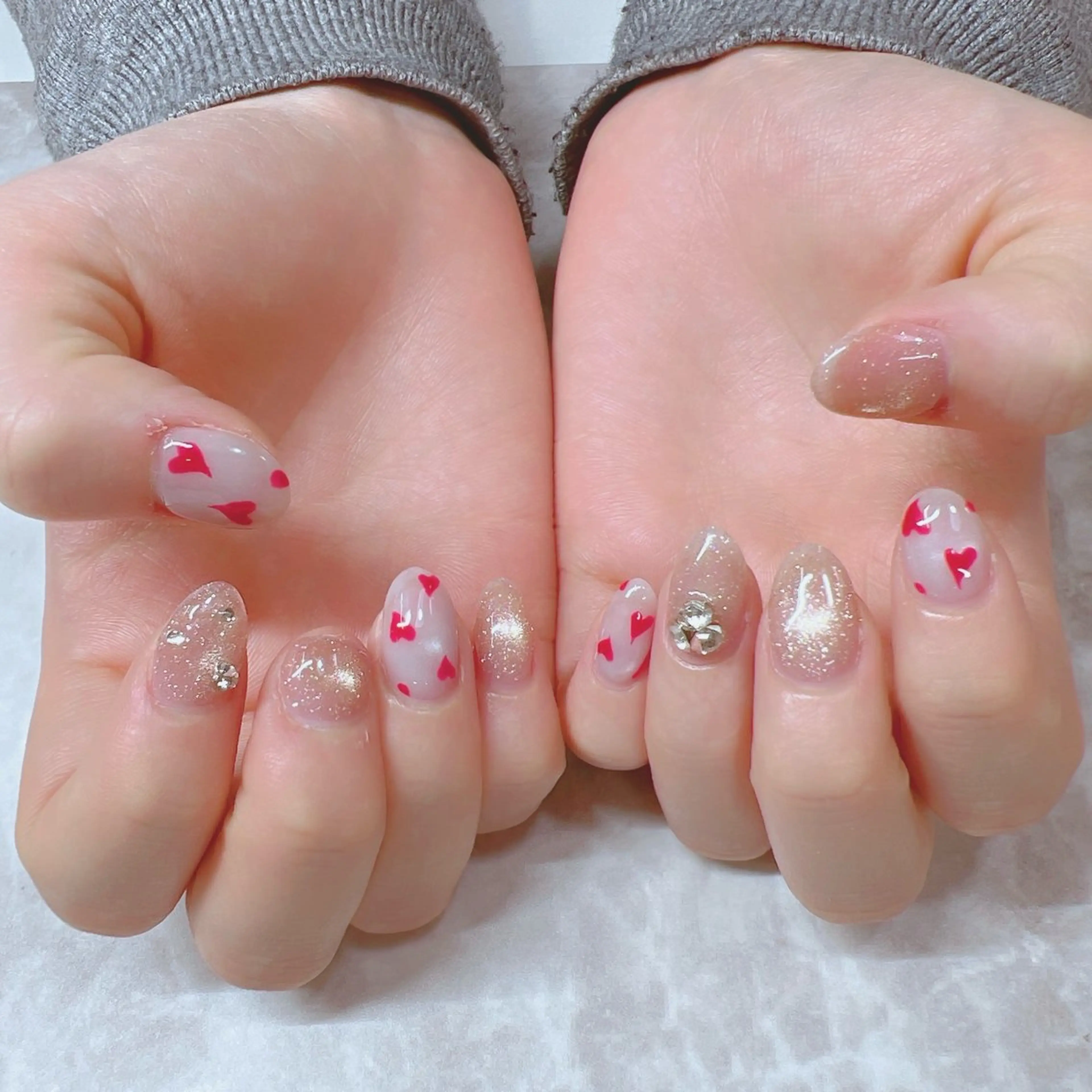 ネイル ハート 持ち込み ハンドネイル Chipi Neneのネイルデザイン