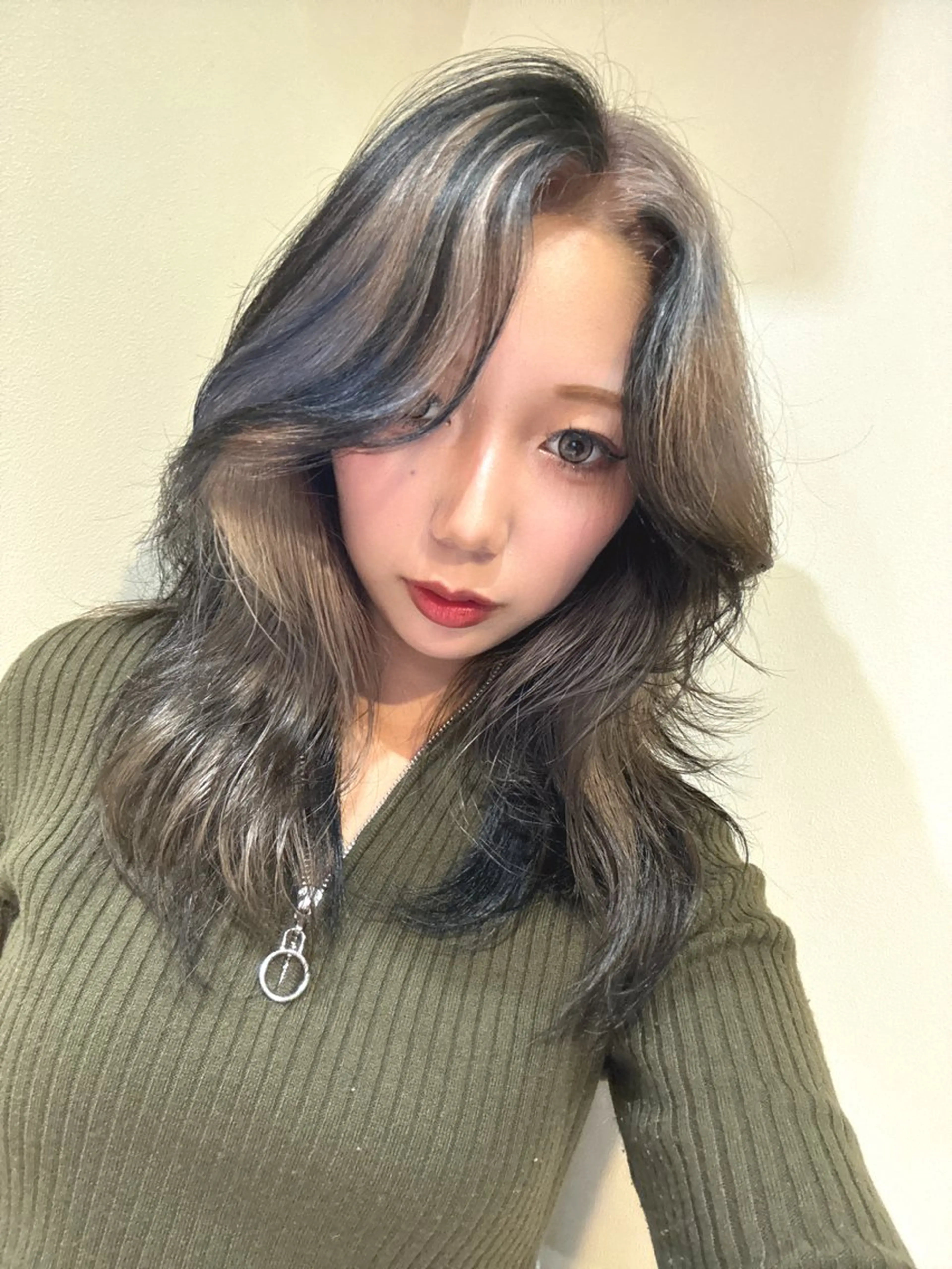 セミロング カラー ブリーチ デザインカラー ヘアカラー トリートメント 🌈デザインヘア職人 Kaede🌈のヘアスタイル