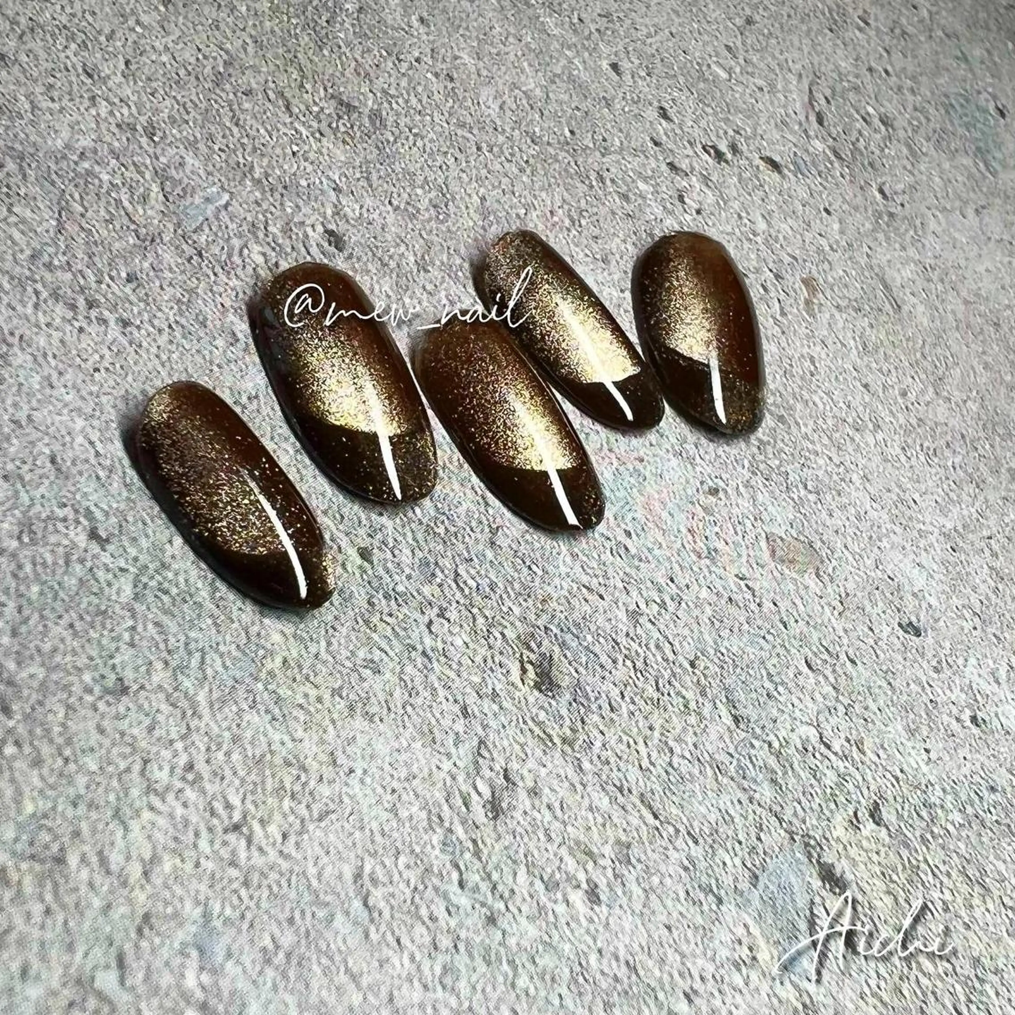 ネイル フレンチネイル マグネットネイル オンブレフレンチ miyu ☺︎のネイルデザイン